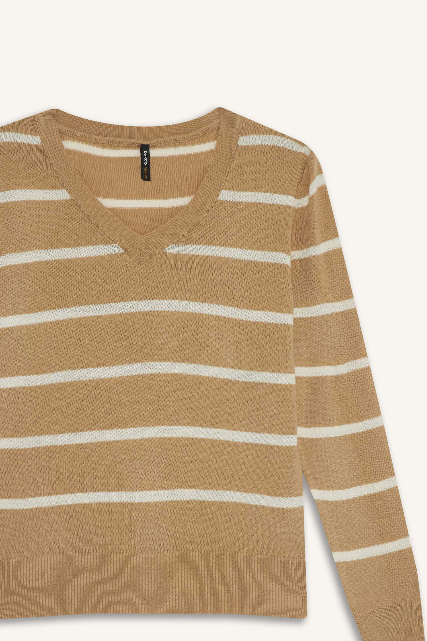 релакс пішімі v жаға трикотаж Пулловер