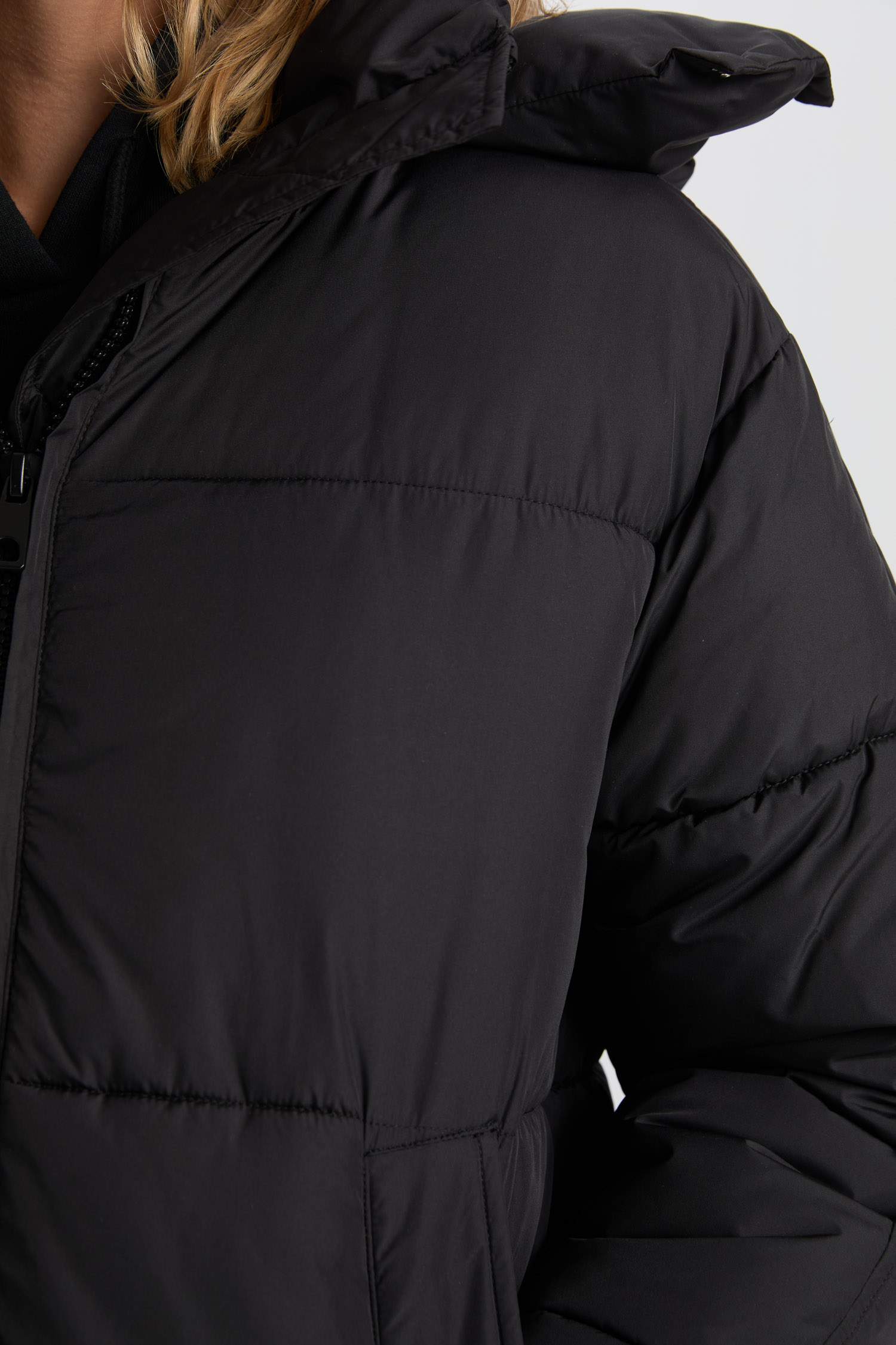 бас киімді Пальто