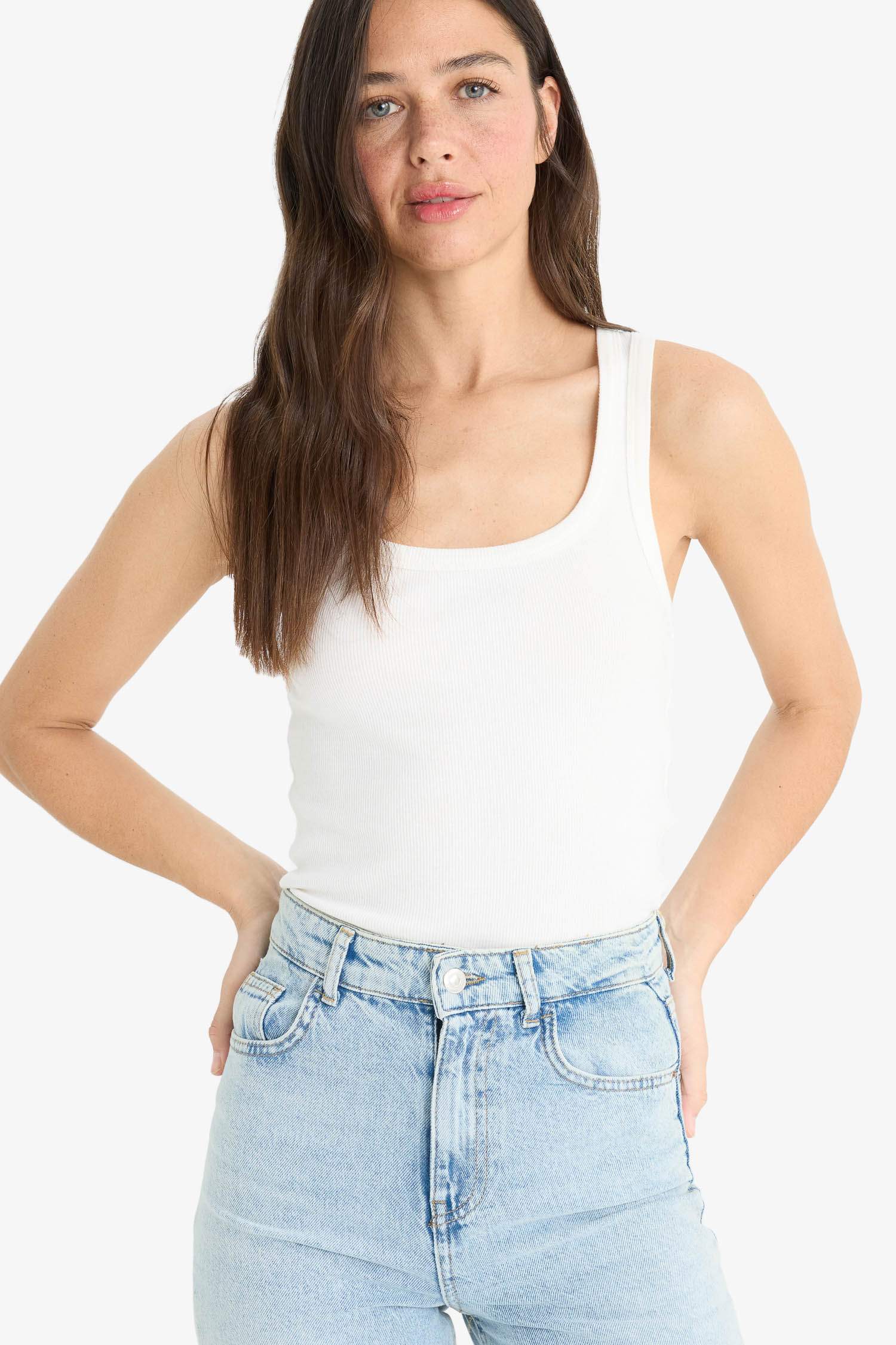 كيمونه سادة مضلع سليم فيت بياخة مدورة