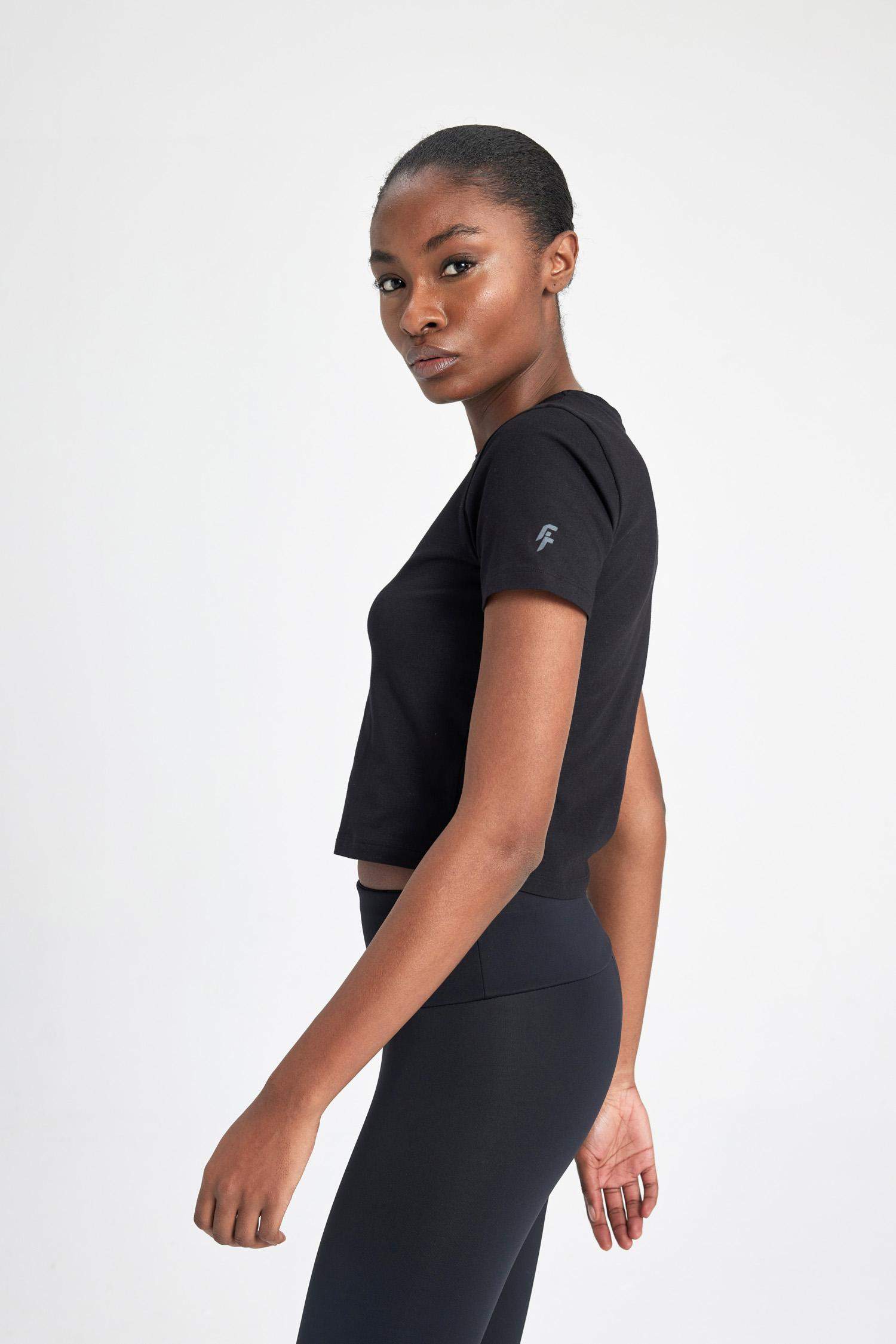 DeFactoFit Crew Neck Basic Cotton Crop T-Shirt