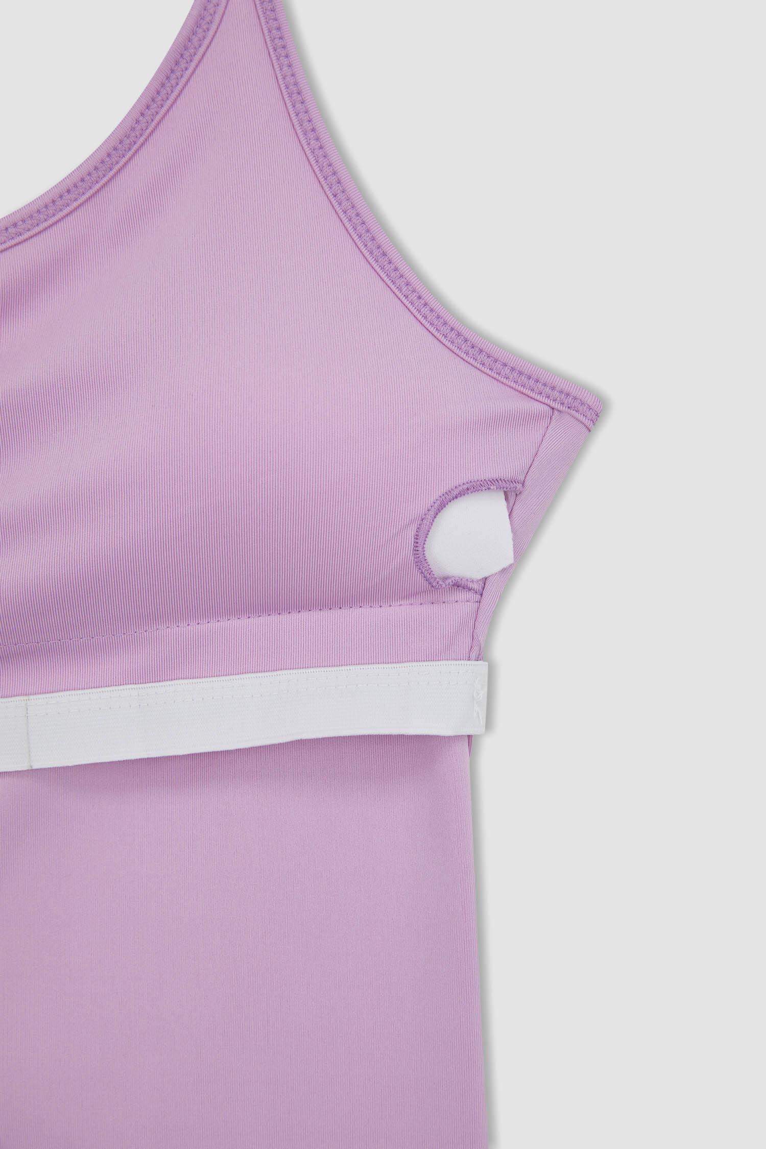 ديباردور رياضي قصة عادية