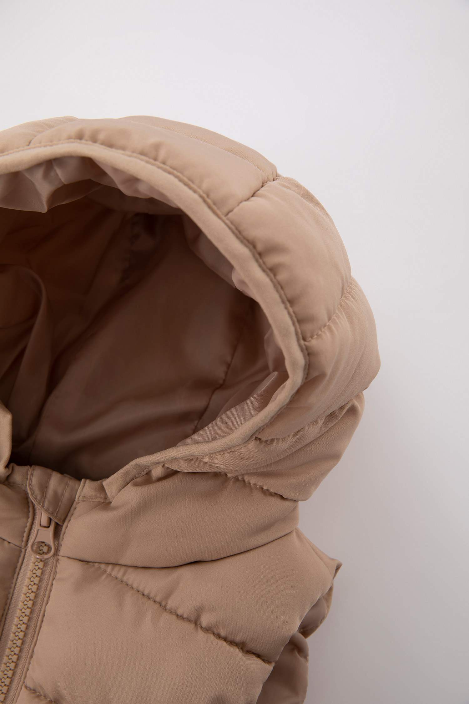 Ecru BABY GIRL Hooded Vest 2785455 DeFacto