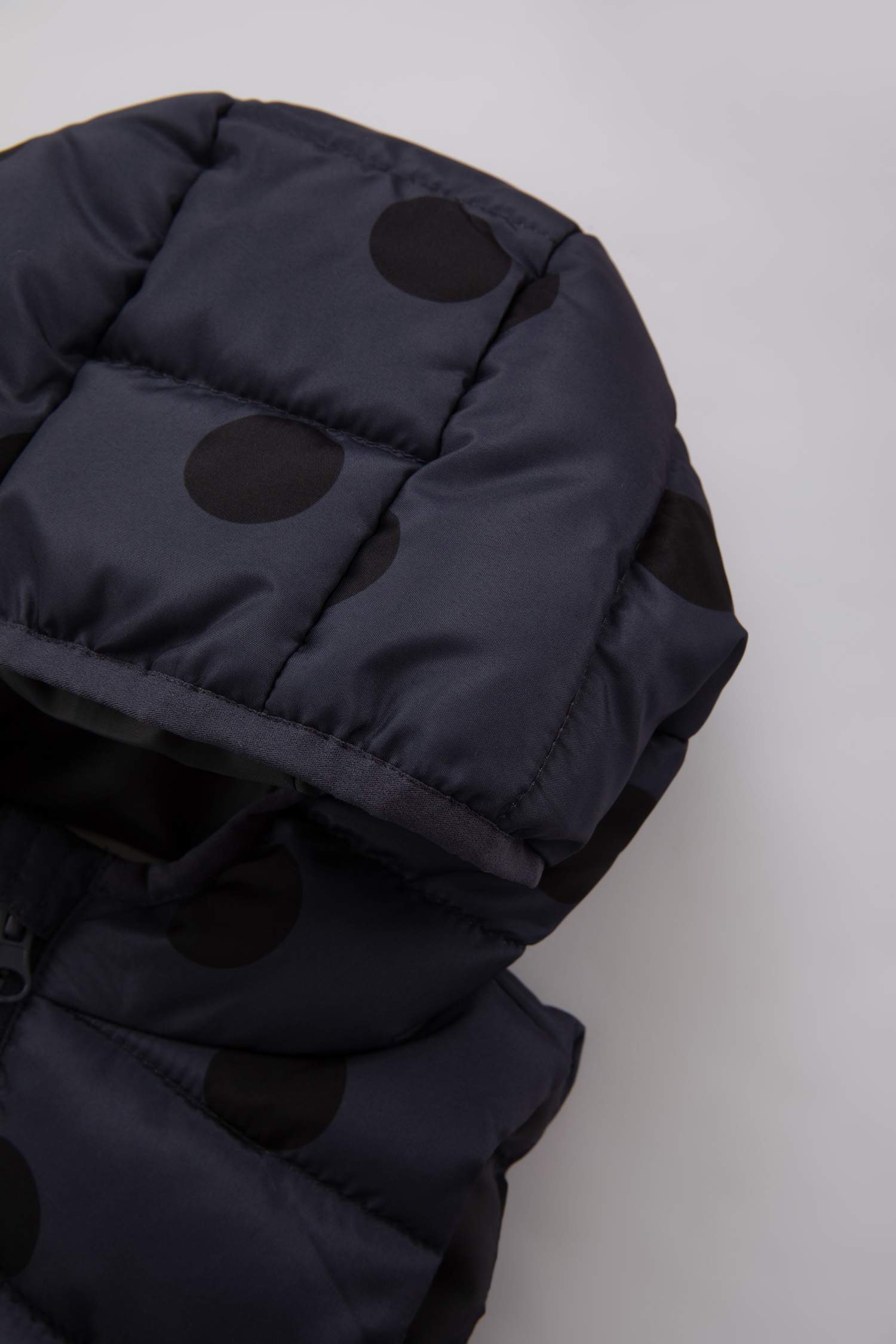 فيست بامب بيبي بناتي منقط بكابيشون