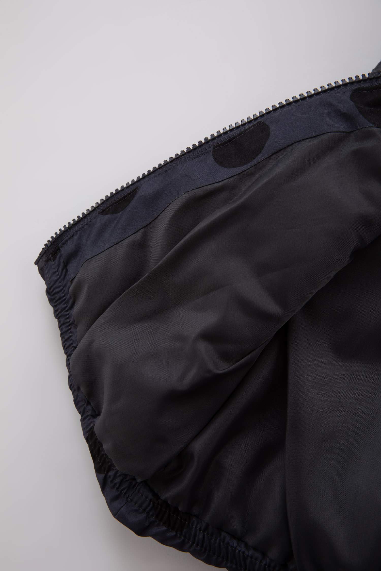 فيست بامب بيبي بناتي منقط بكابيشون