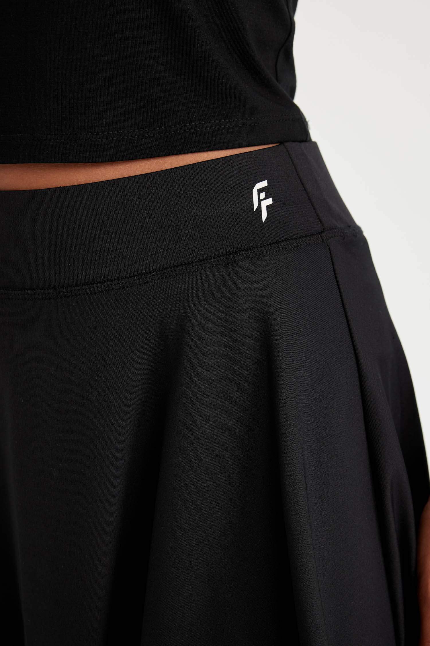 تنورة ستاندارت قصة عادية من DeFactoFit