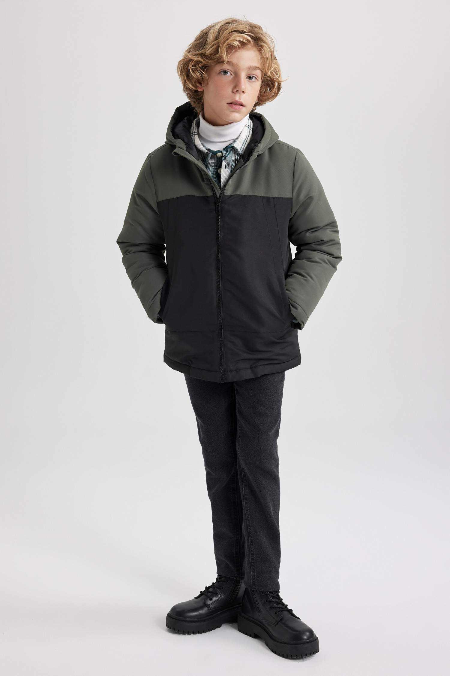 Boy Hooded Water Repellent Puffer Jacket