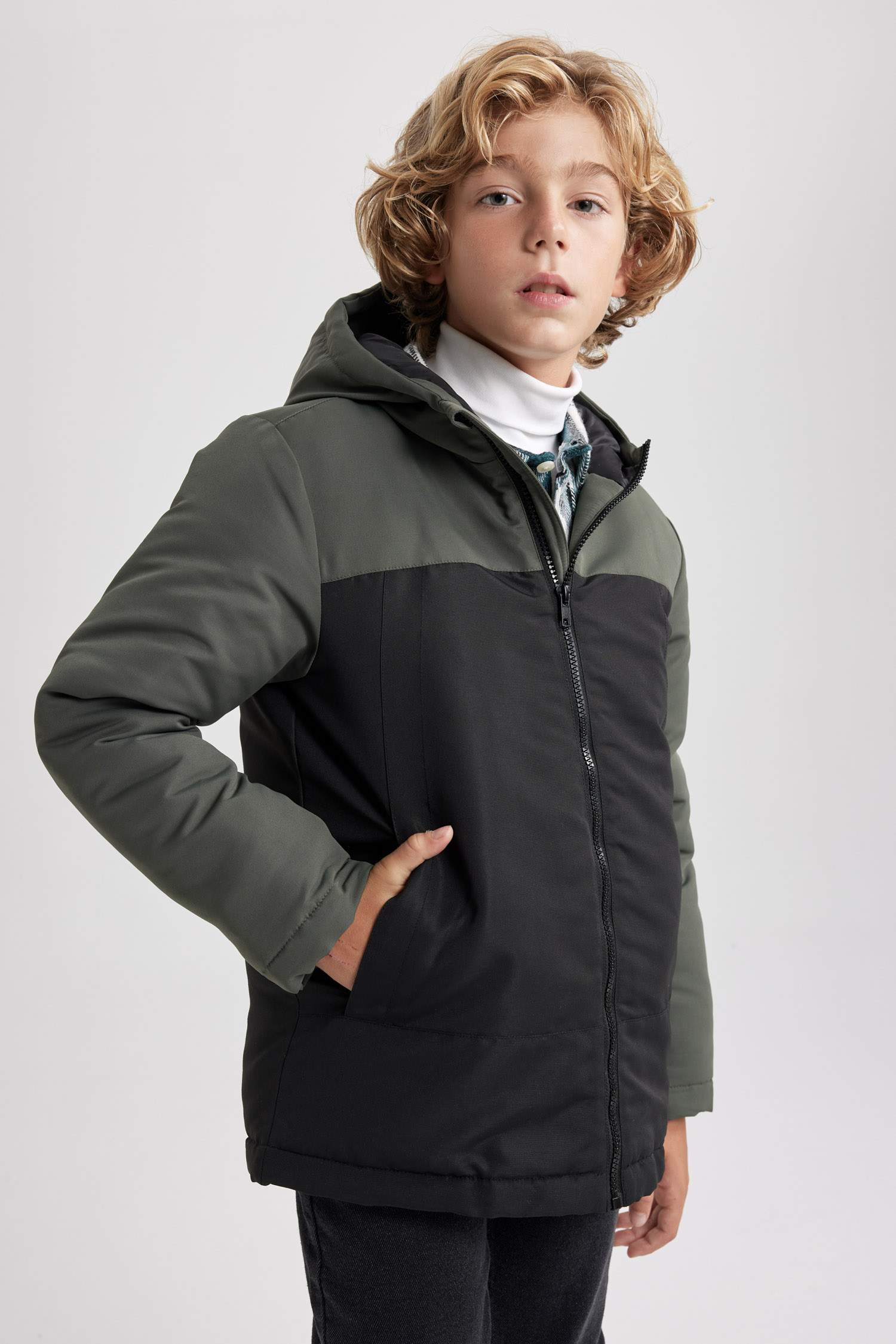Boy Hooded Water Repellent Puffer Jacket