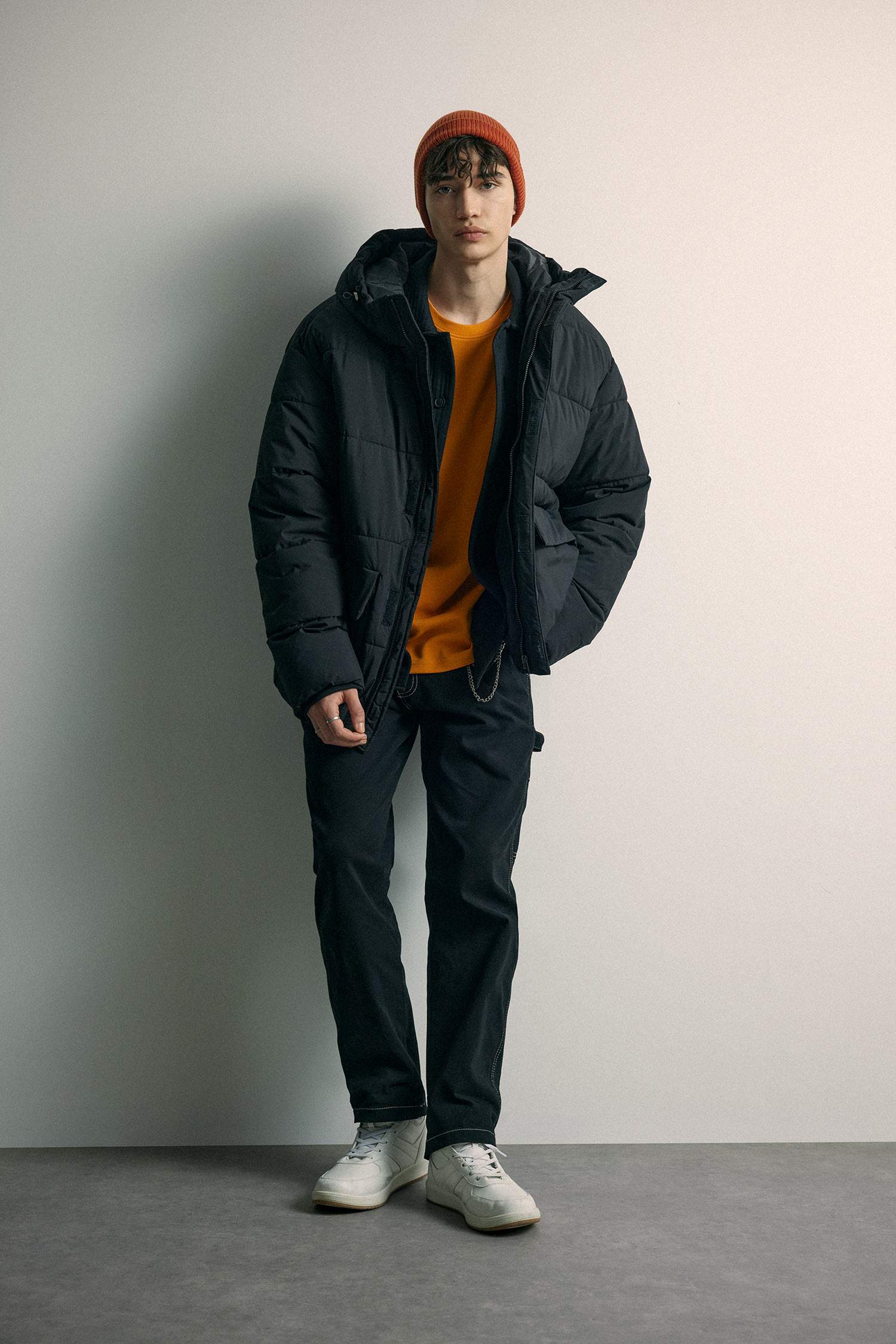 Şişme Mont Kapüşonlu Fermuarlı Çift Cepli