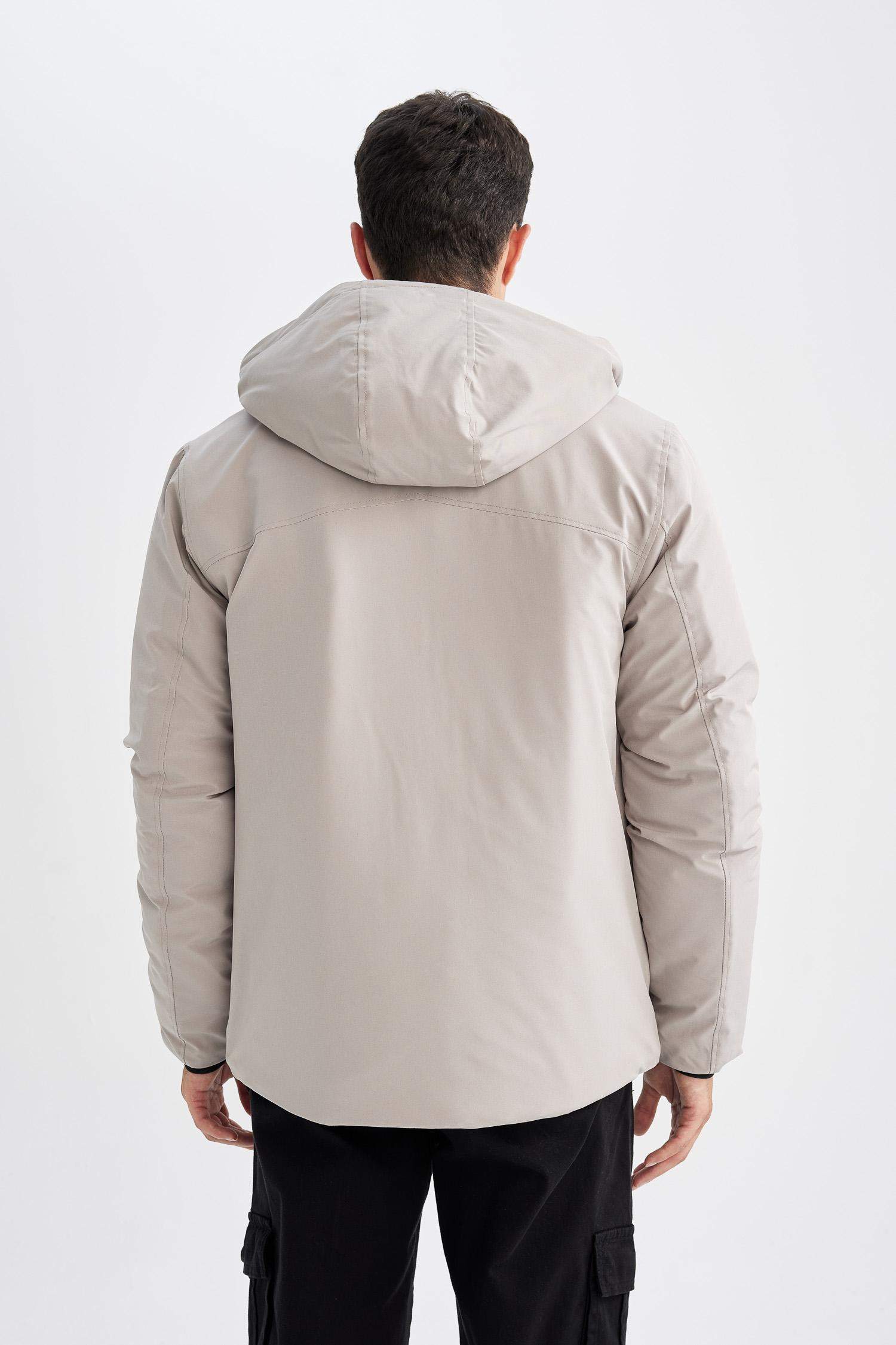 Su İtici Regular Fit Kapüşonlu Fermuarlı Cepli Mont