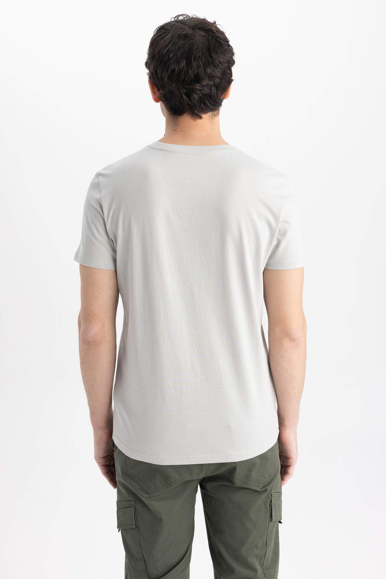 дөңгелек жаға минималл Қысқа жеңді футболка