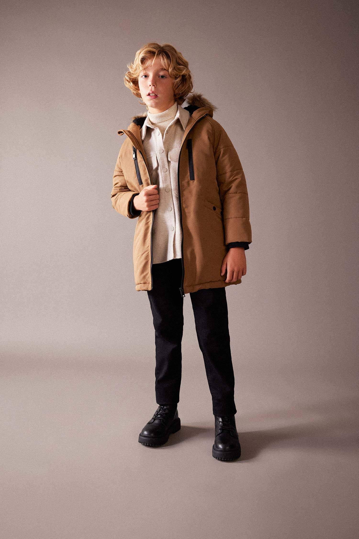 Boy Waterproof Removable Fur Hooded Plush Lining Puffer Jacket