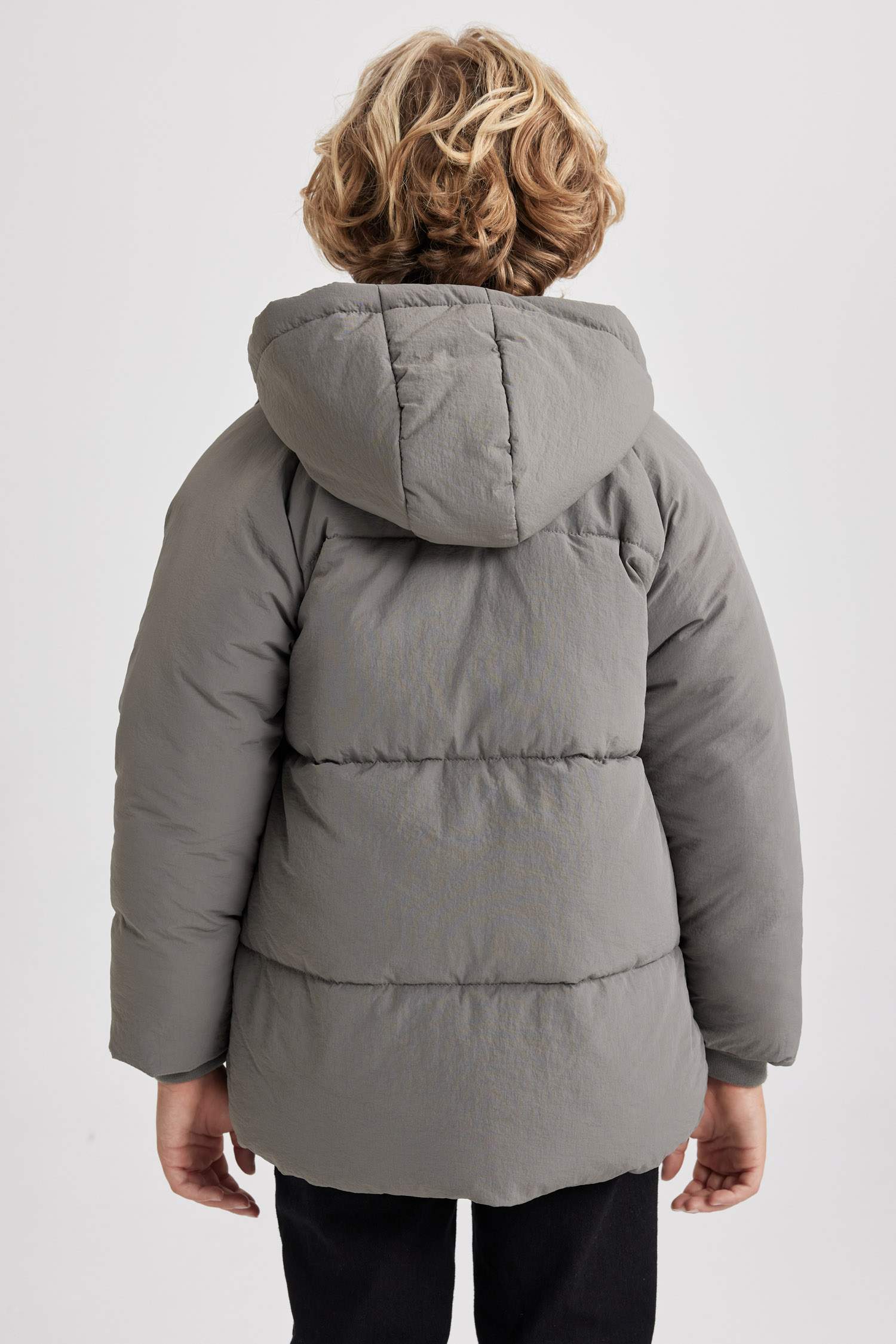 Boy Water Repellent Hooded Plush Lining Puffer Jacket