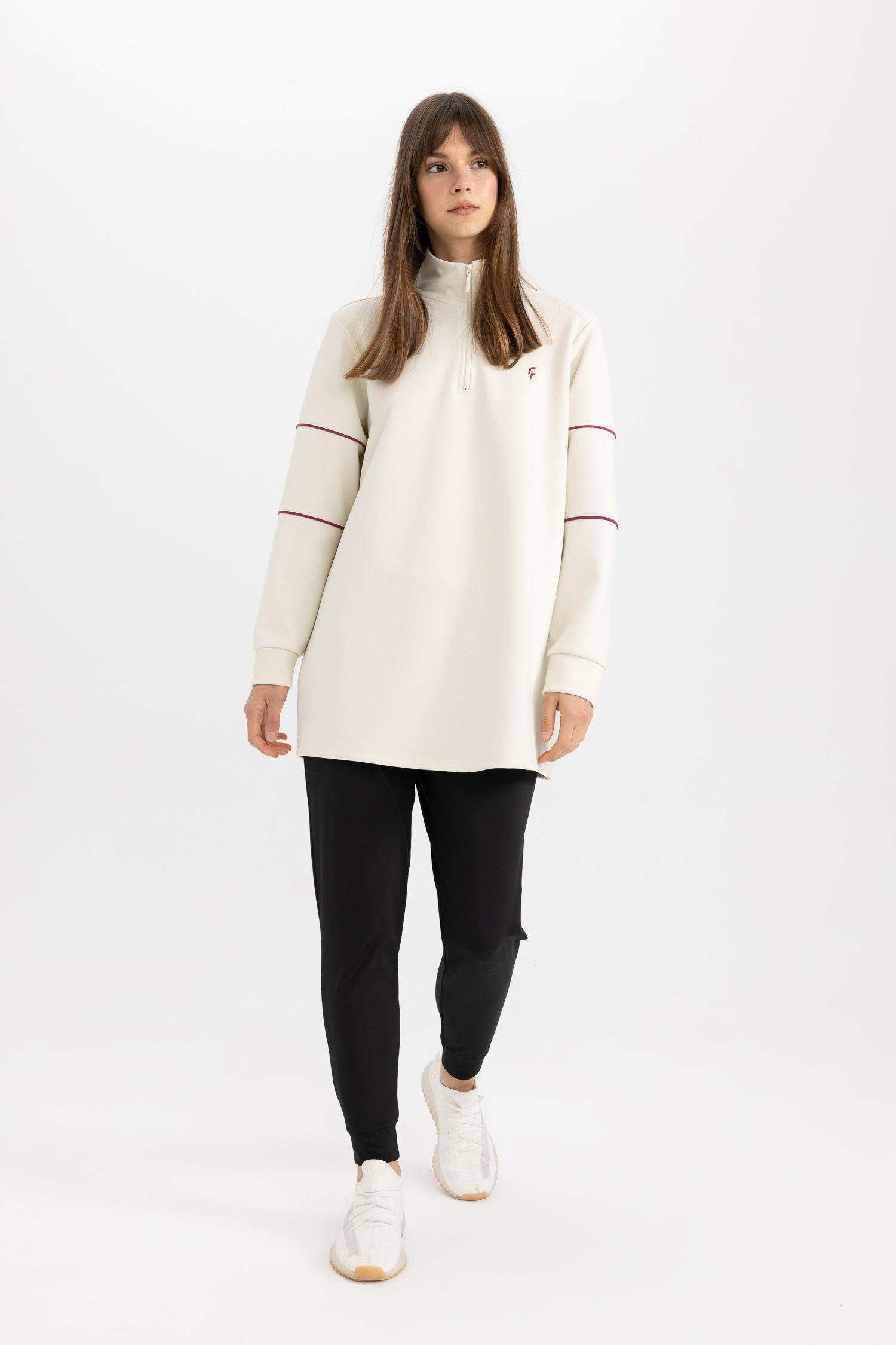 بنطلون بجامة رياضي سادة بريميوم قصة عادية من DeFactoFit