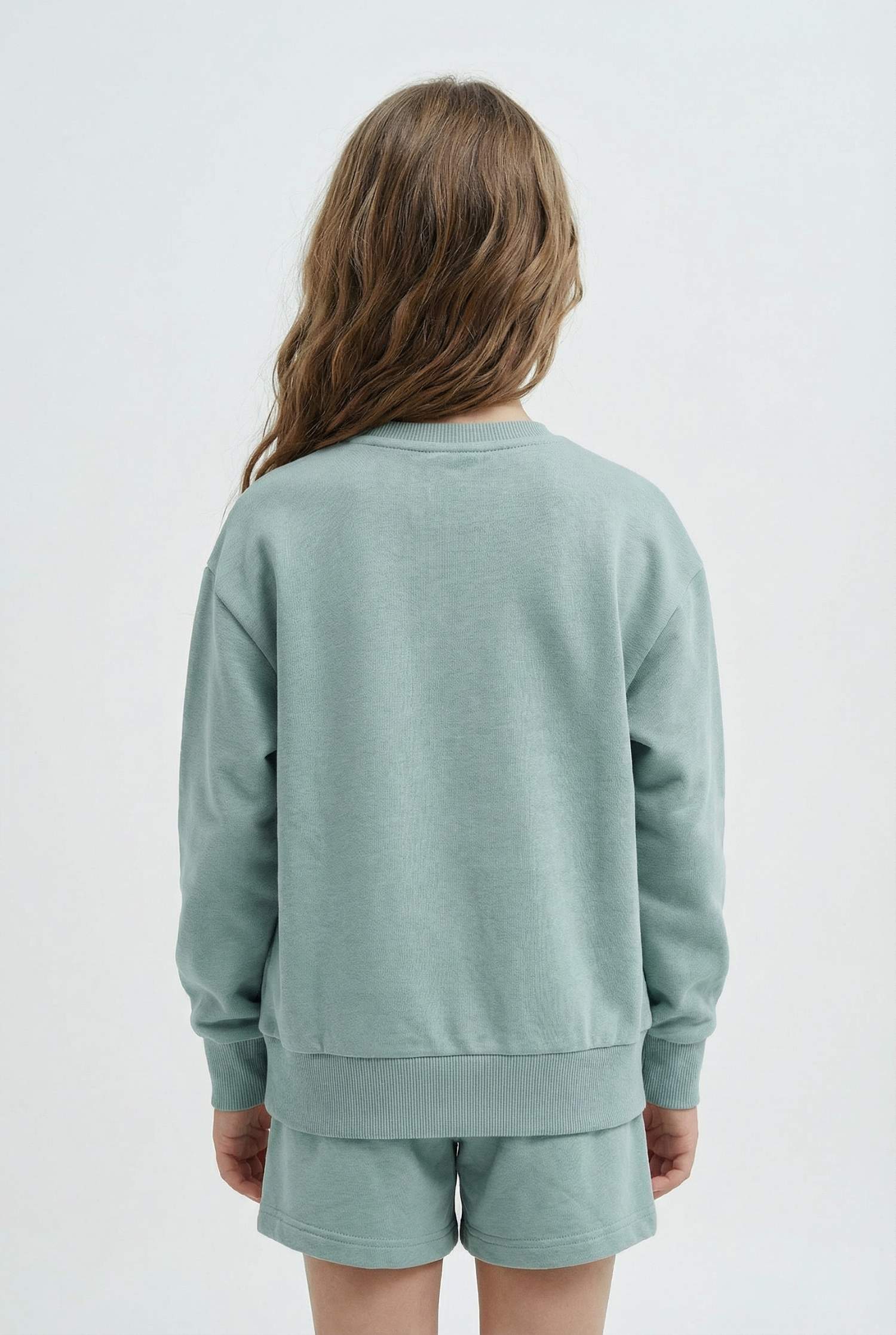 Girl Relax Fit Crew Neck Basic Sweatshirt