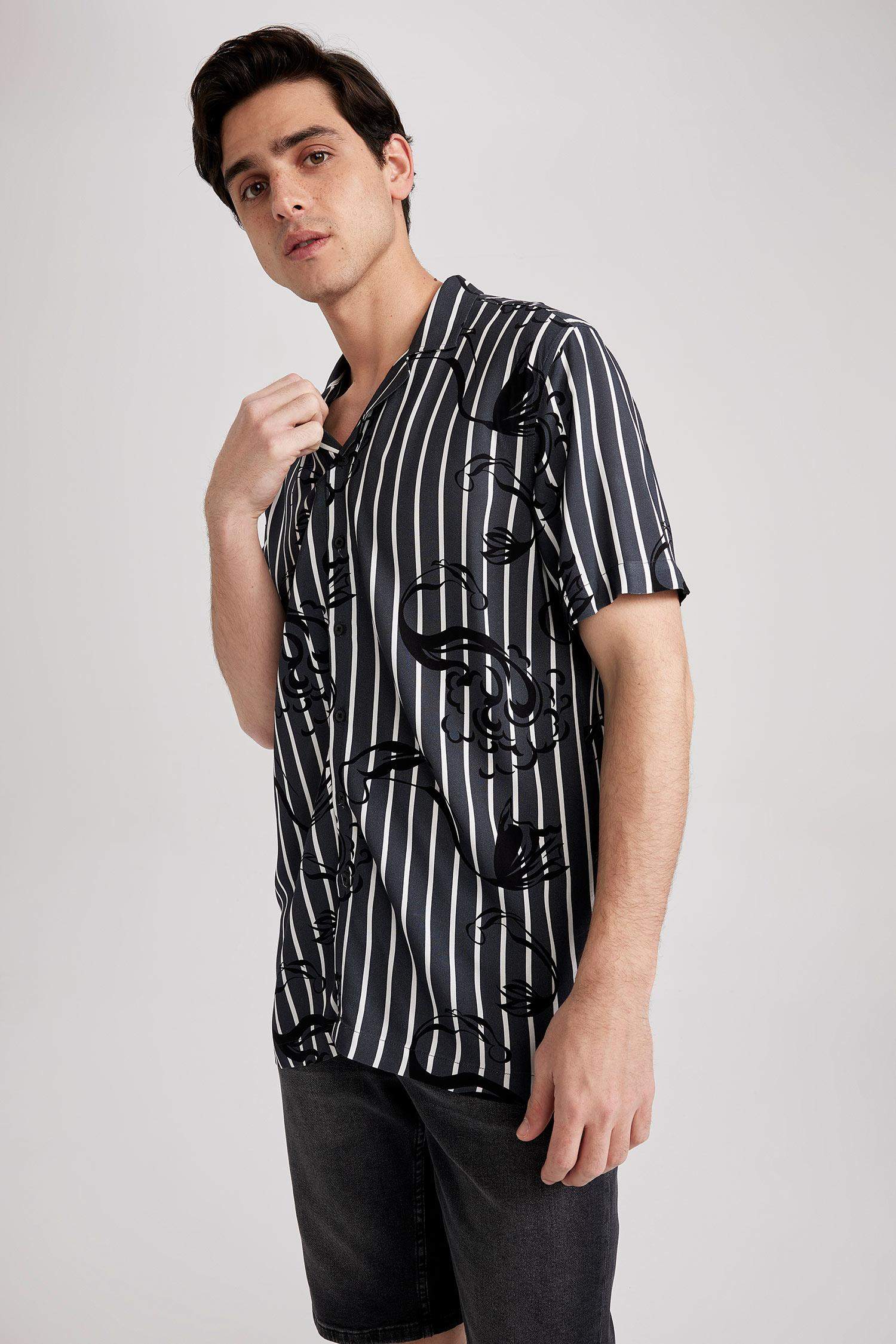 Regular Fit Printed Viscose Short Sleeve Shirt