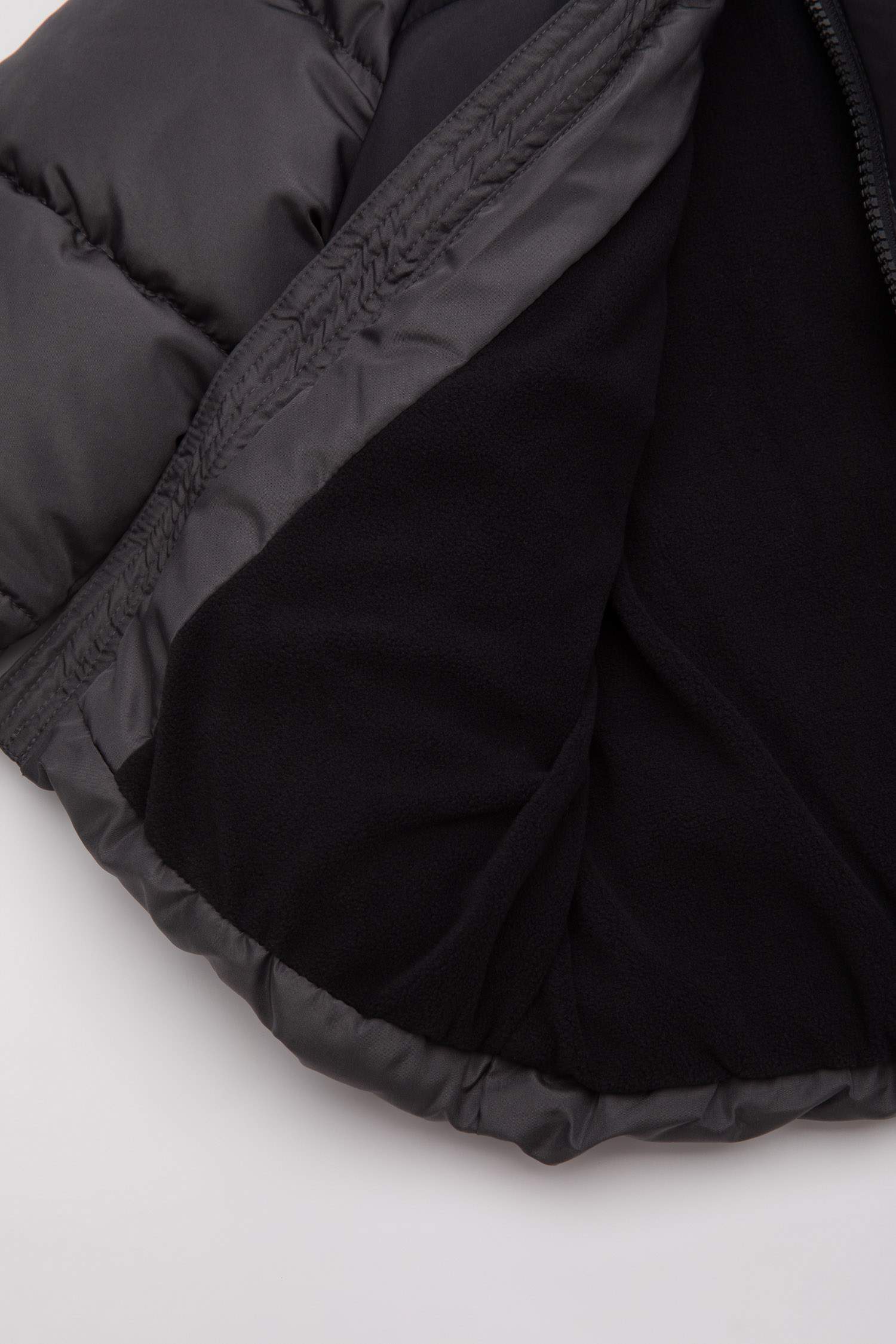 Erkek Bebek Kapüşonlu Su Geçirmez Blok Renk Desenli Ribana Kollu Polar Astarlı Fermuarlı Cepli Şişme Mont