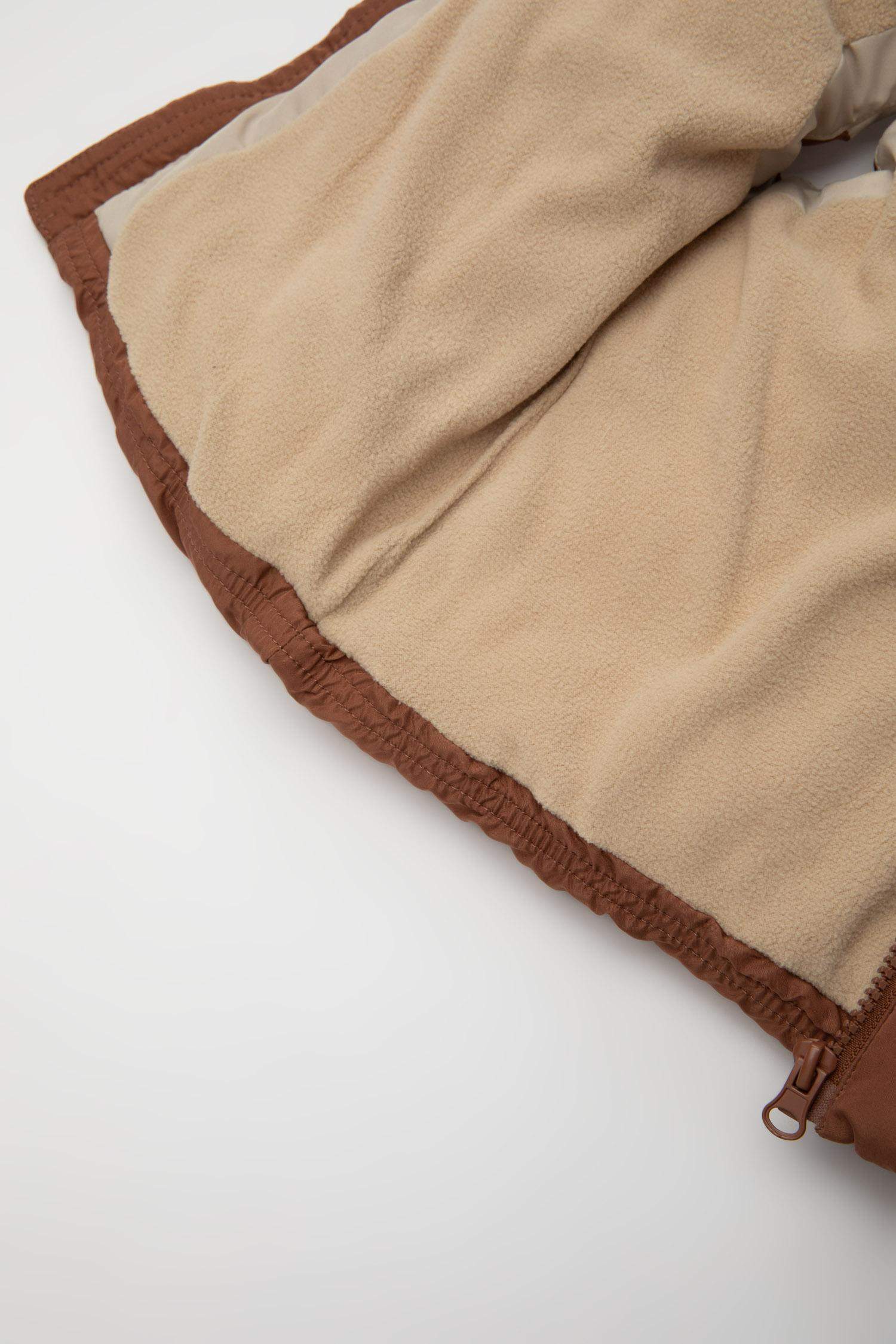 يلك نفخ ولادي مقاوم للماء ببطانة صوفية