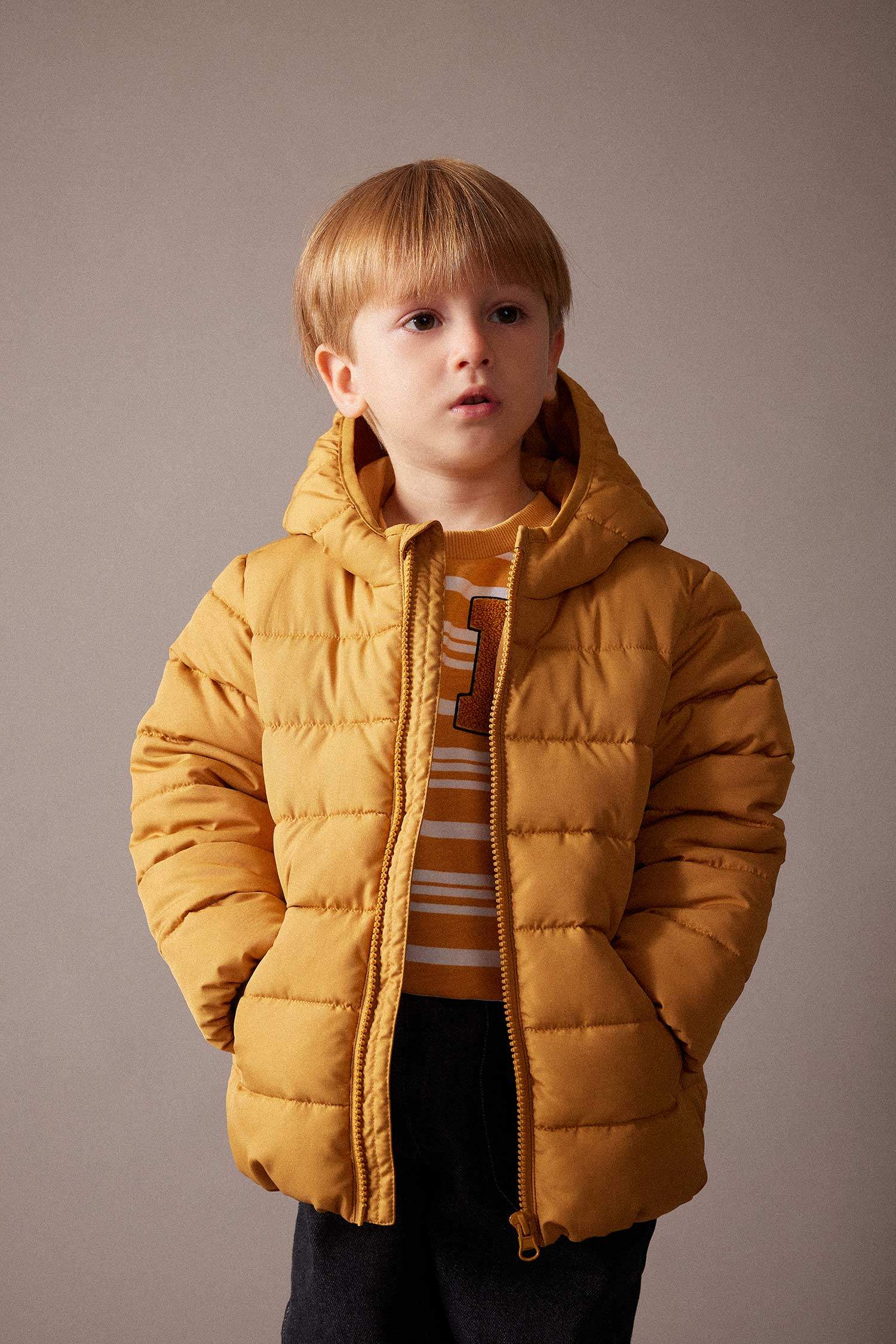 جاكيت ولادي مبطن بالصوف مقاوم للماء