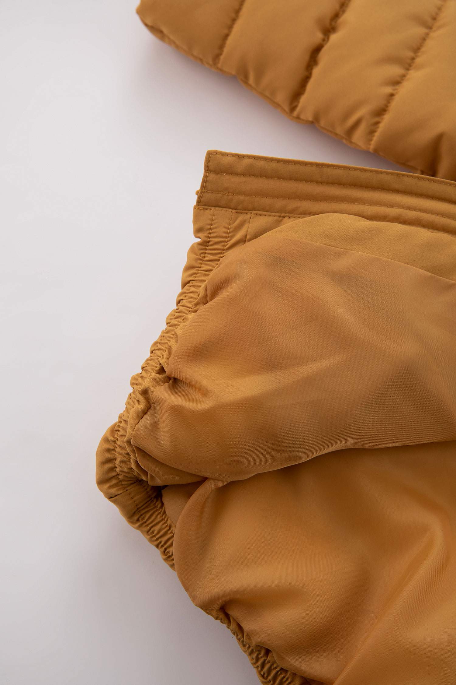 جاكيت ولادي مبطن بالصوف مقاوم للماء