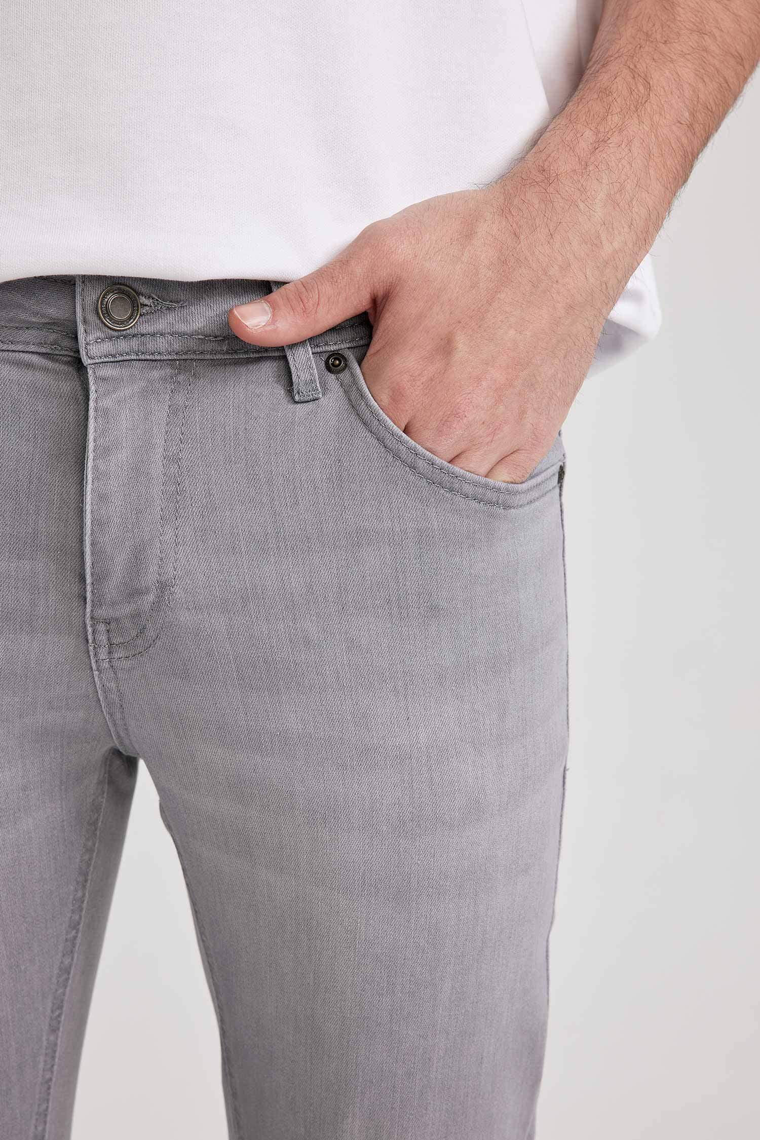 Super Skinny Fit Slim Fit Normal Waist Jeans