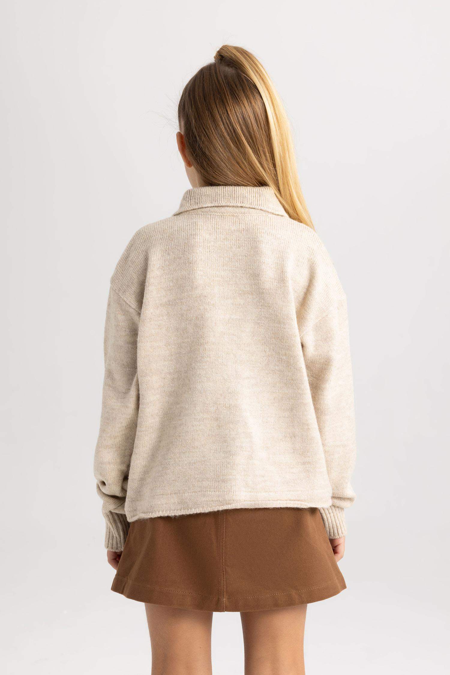 Пуловер стандартного крою з вирізом поло для дівчаток