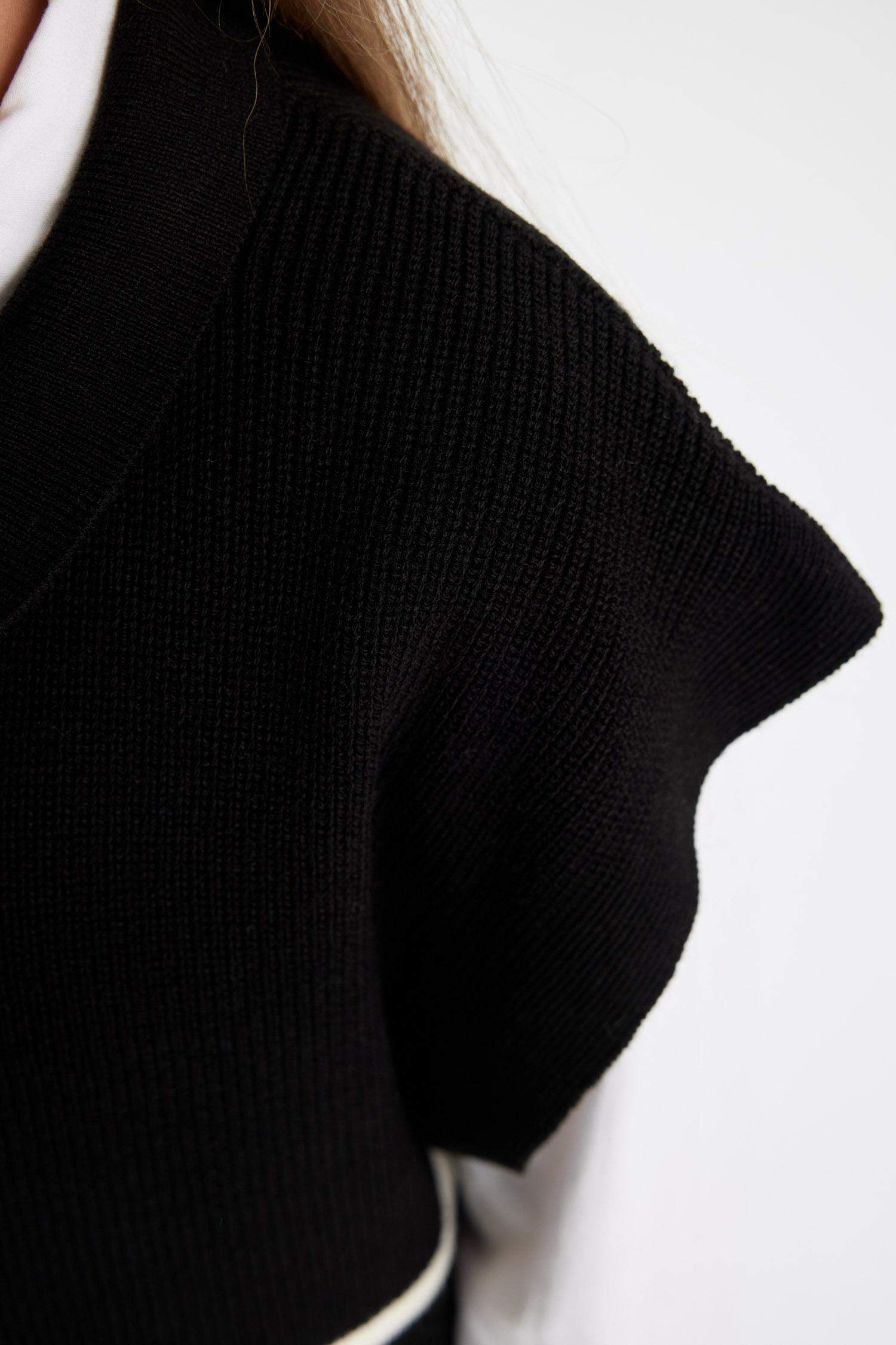 Kız Çocuk Dik Yaka Fermuarlı Çizgili Triko Süveter