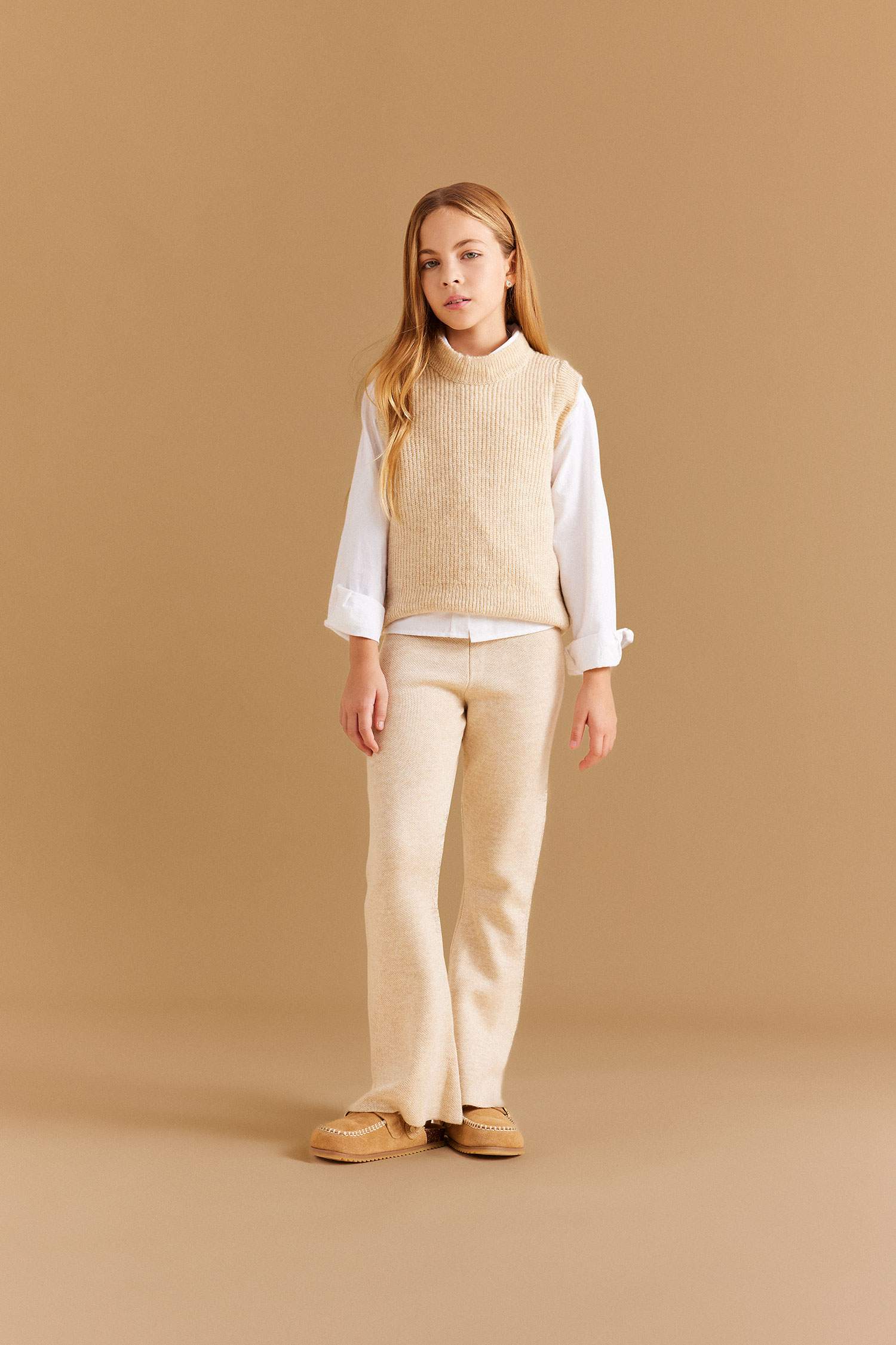 Свитер с круглым вырезом для девочек