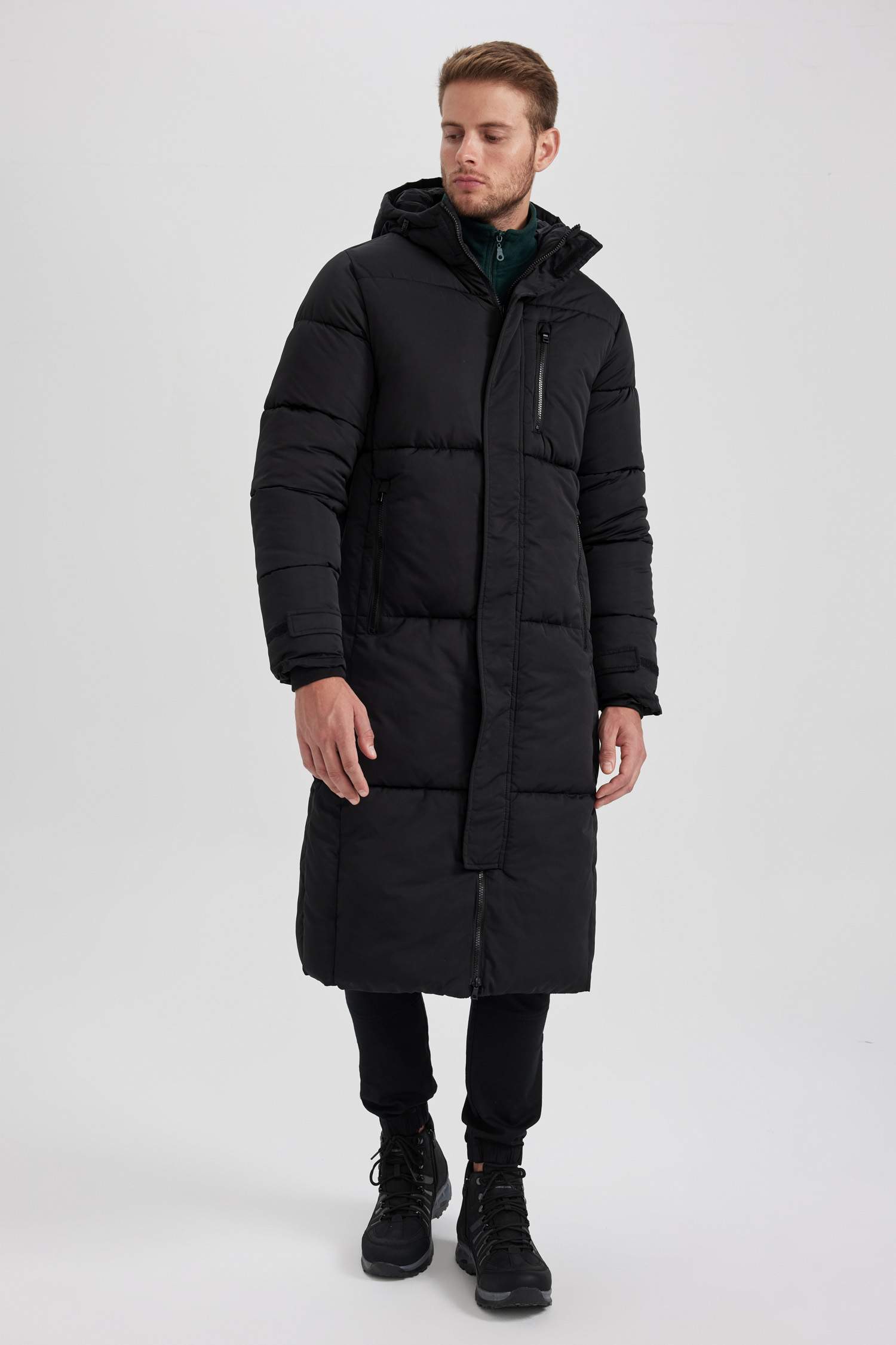 Su İtici Regular Fit Kapüşonlu Fermuarlı Cepli Uzun Şişme Mont Parka