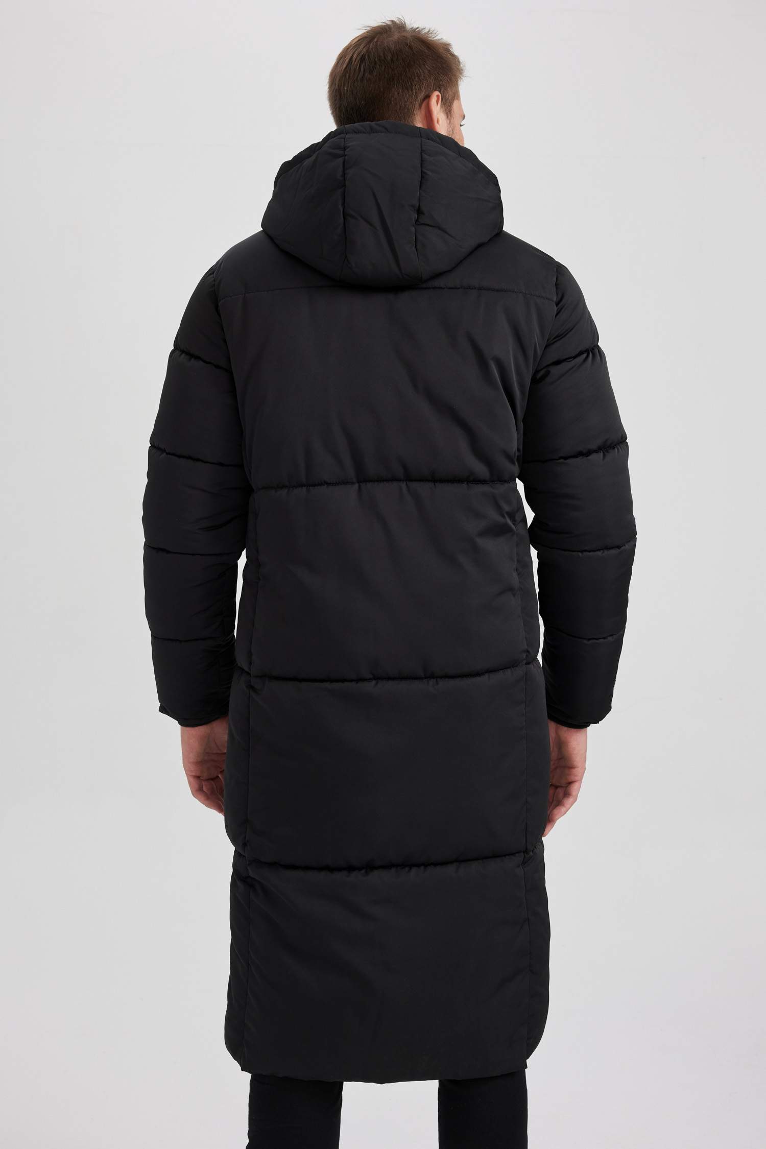 Su İtici Regular Fit Kapüşonlu Fermuarlı Cepli Uzun Şişme Mont Parka