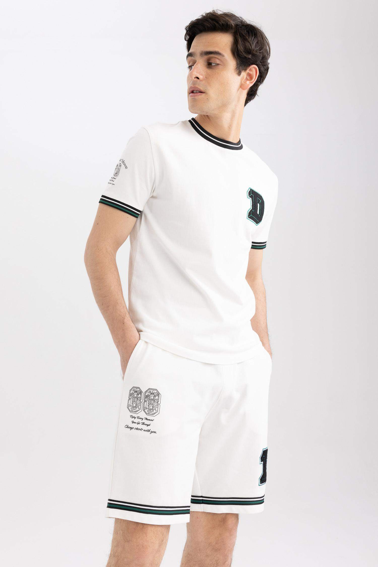 Шорты стандартного кроя