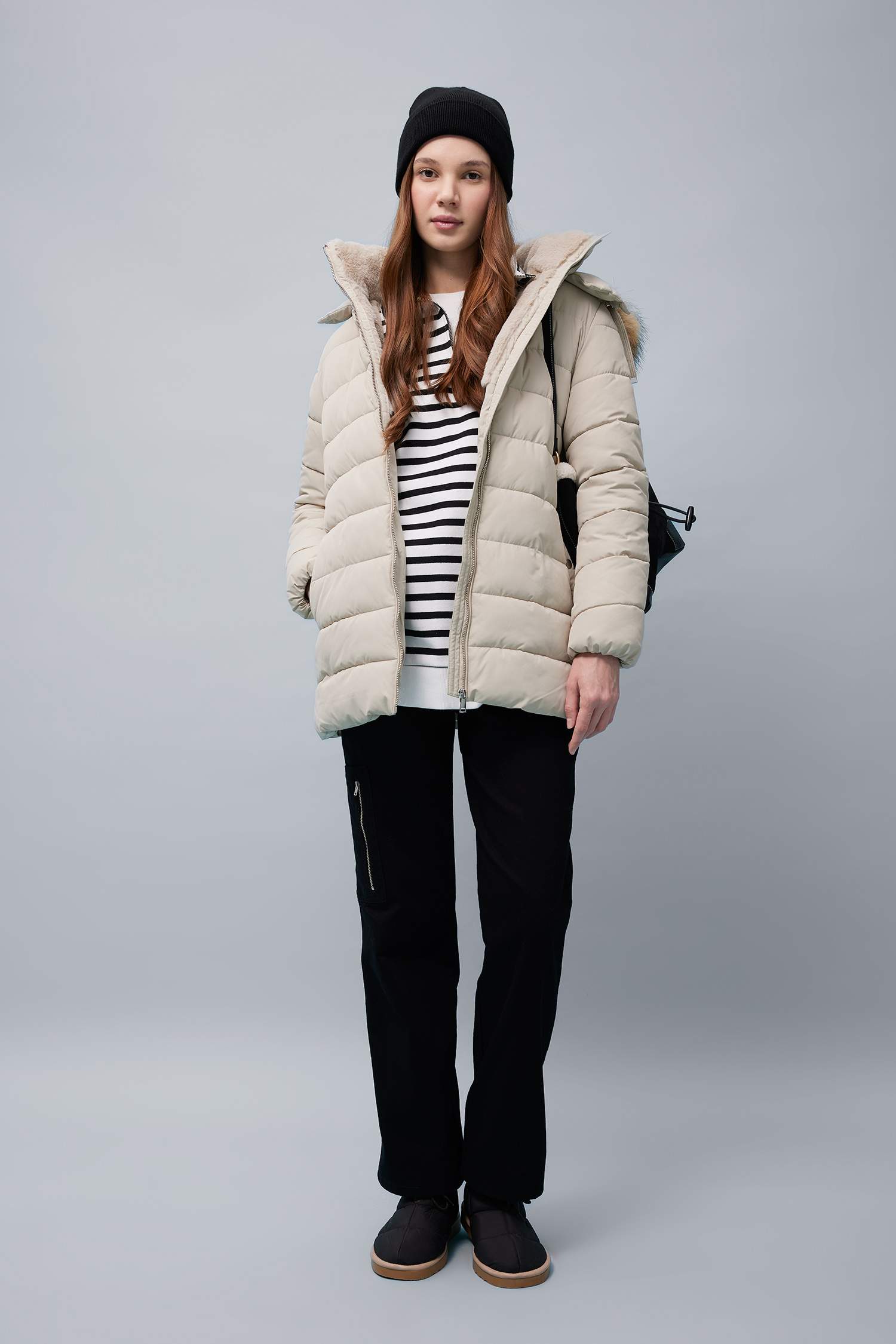 Su İtici Puffer Şişme Mont Rüzgar Geçirmez Kapüşonlu İçi Suni Kürklü Kapitoneli Kemerli Hafif Uzun