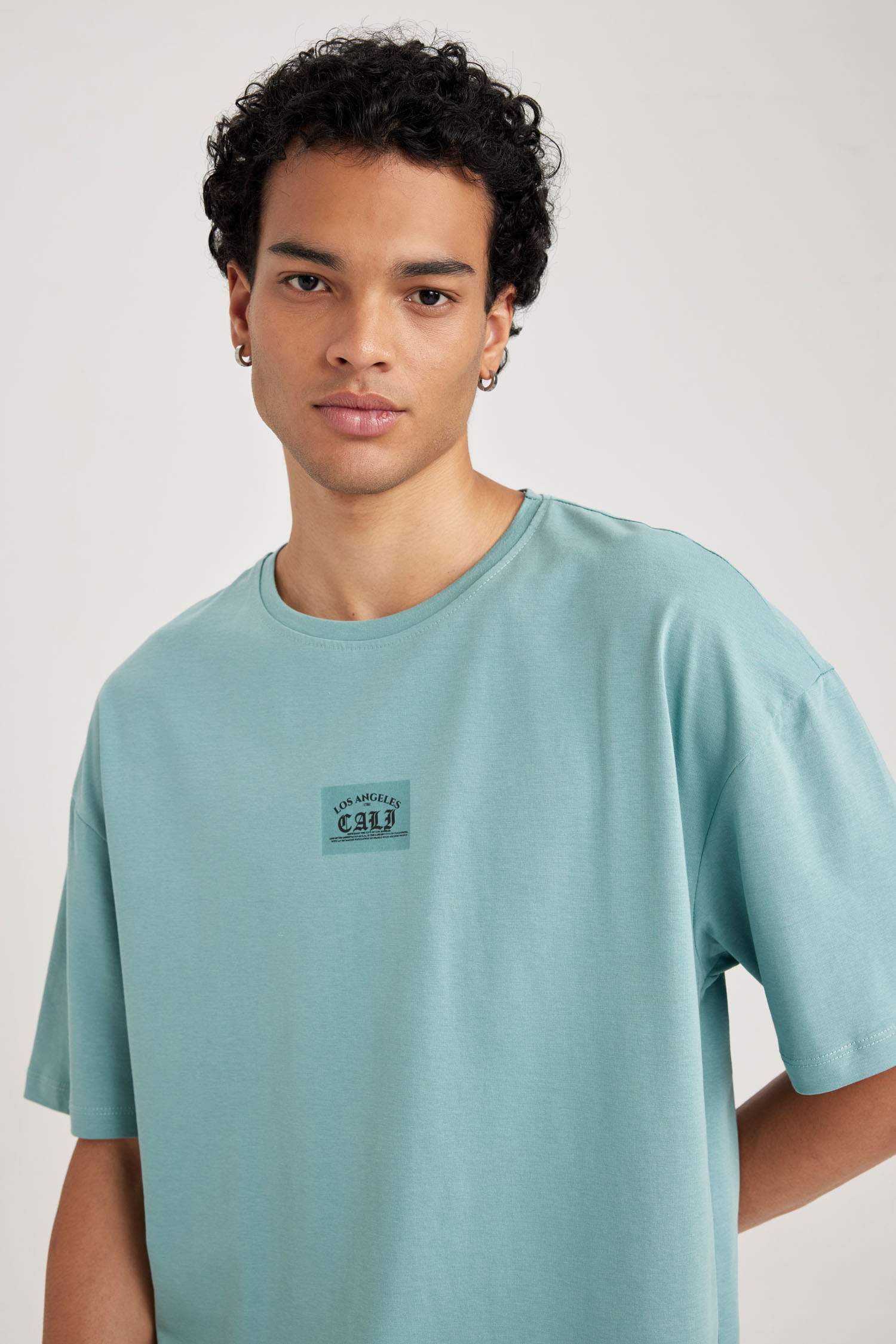 Comfort Regular Fit Rahat Kalıp Bisiklet Yaka Baskılı Kısa Kollu Tişört