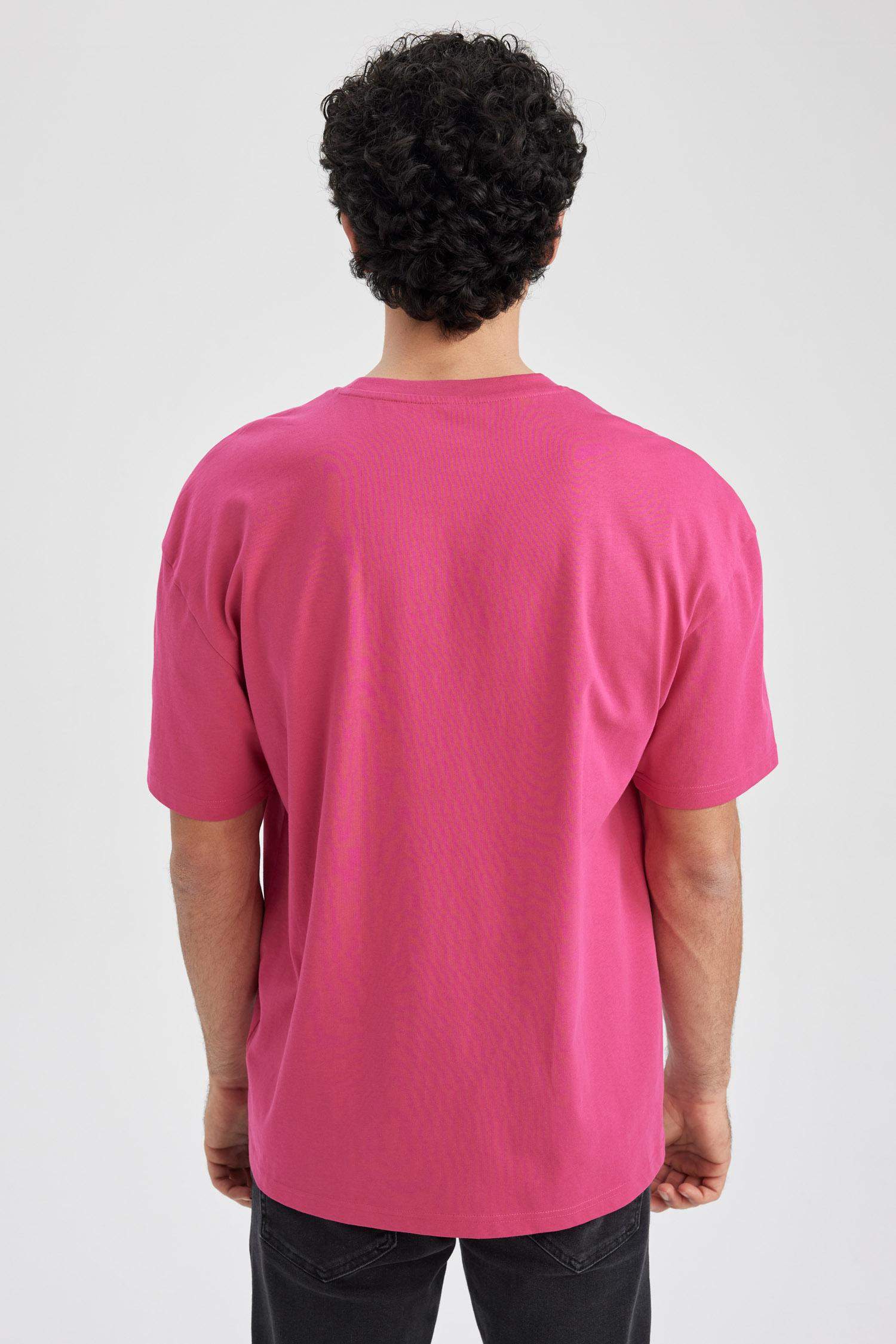 дөңгелек жаға минималл Қысқа жеңді футболка