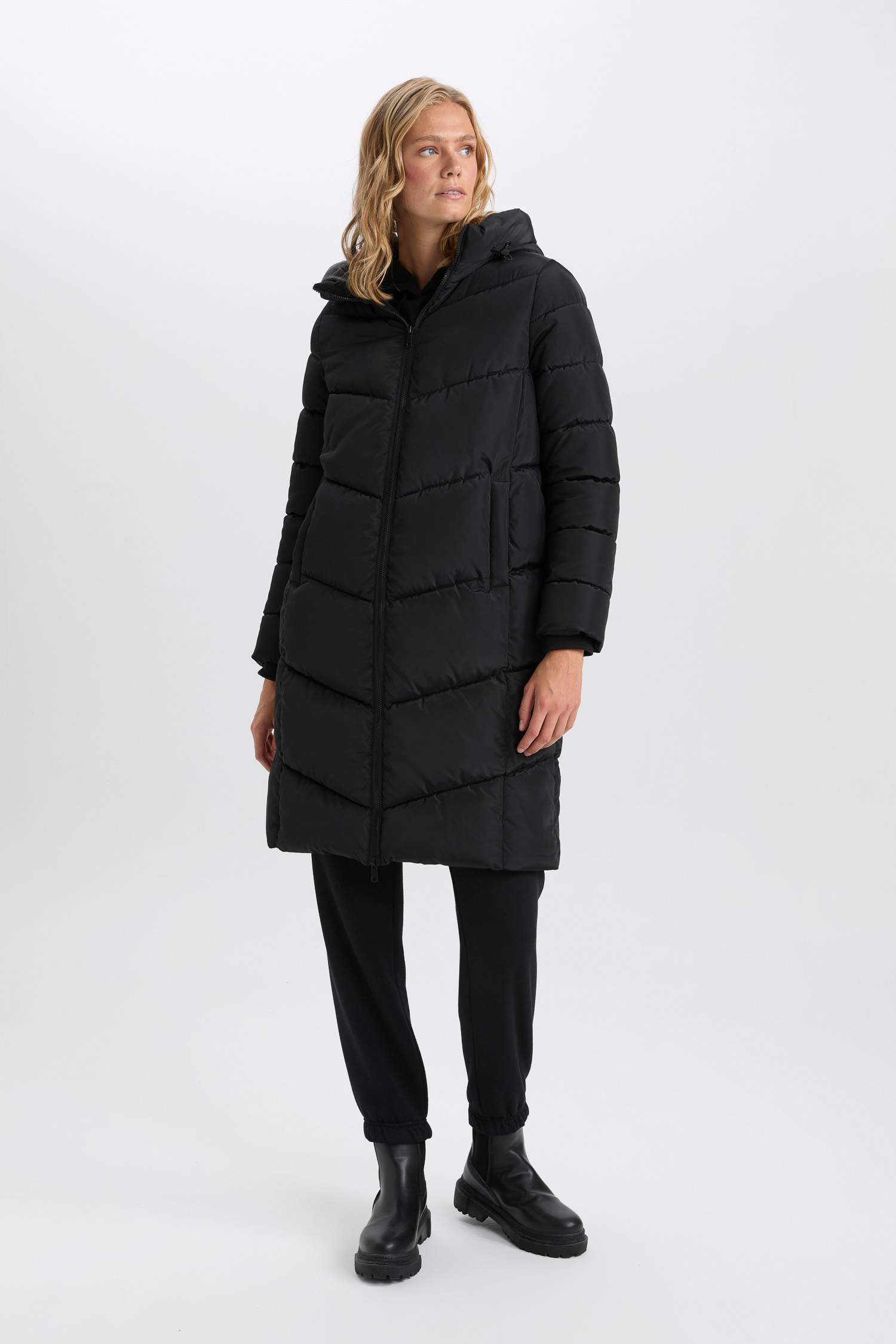 Su Geçirmez Uzun Şişme Mont Parka Isı Yalıtımlı Kapüşonlu Kapitoneli fermuarlı Cepli