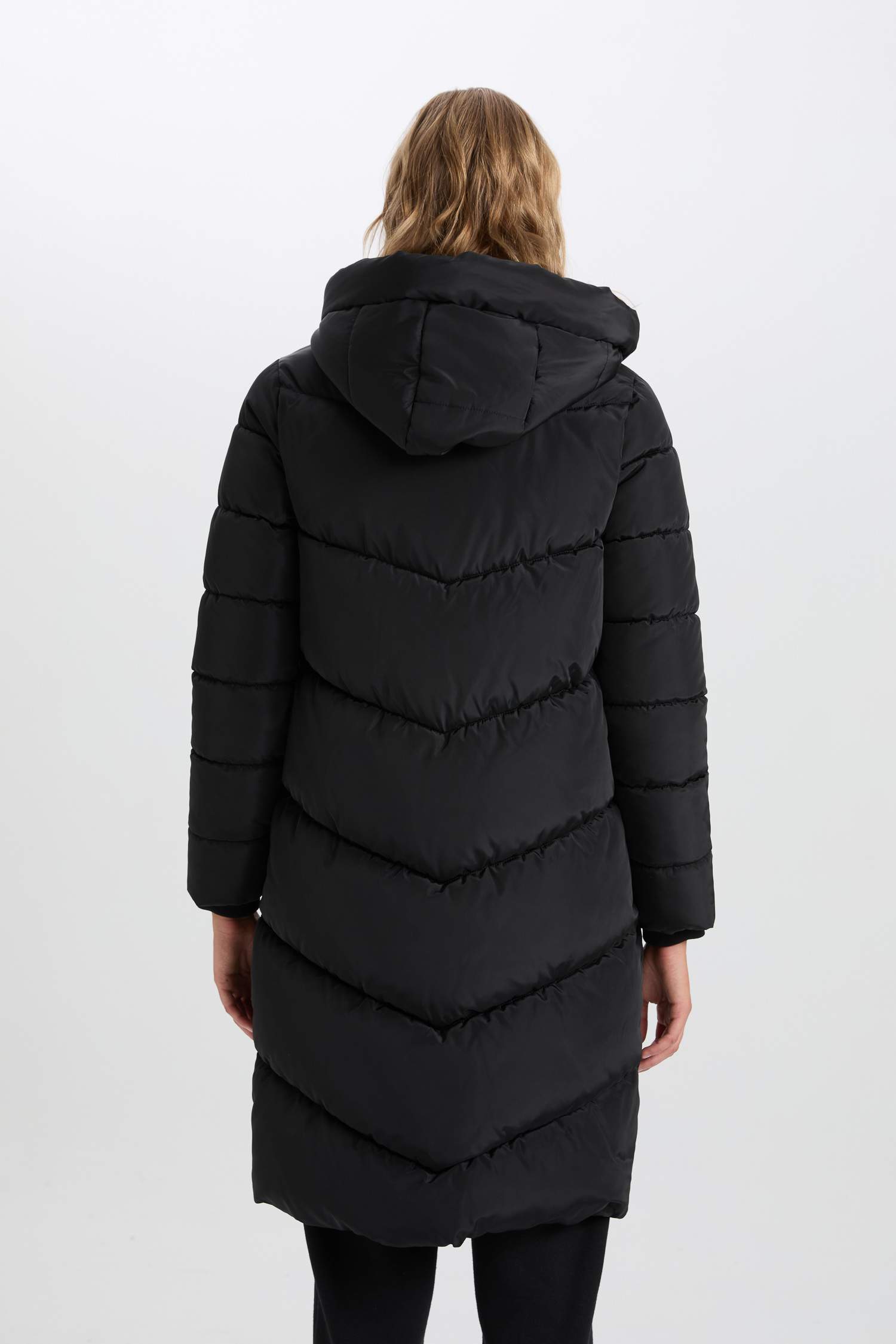 Su Geçirmez Uzun Şişme Mont Parka Isı Yalıtımlı Kapüşonlu Kapitoneli fermuarlı Cepli