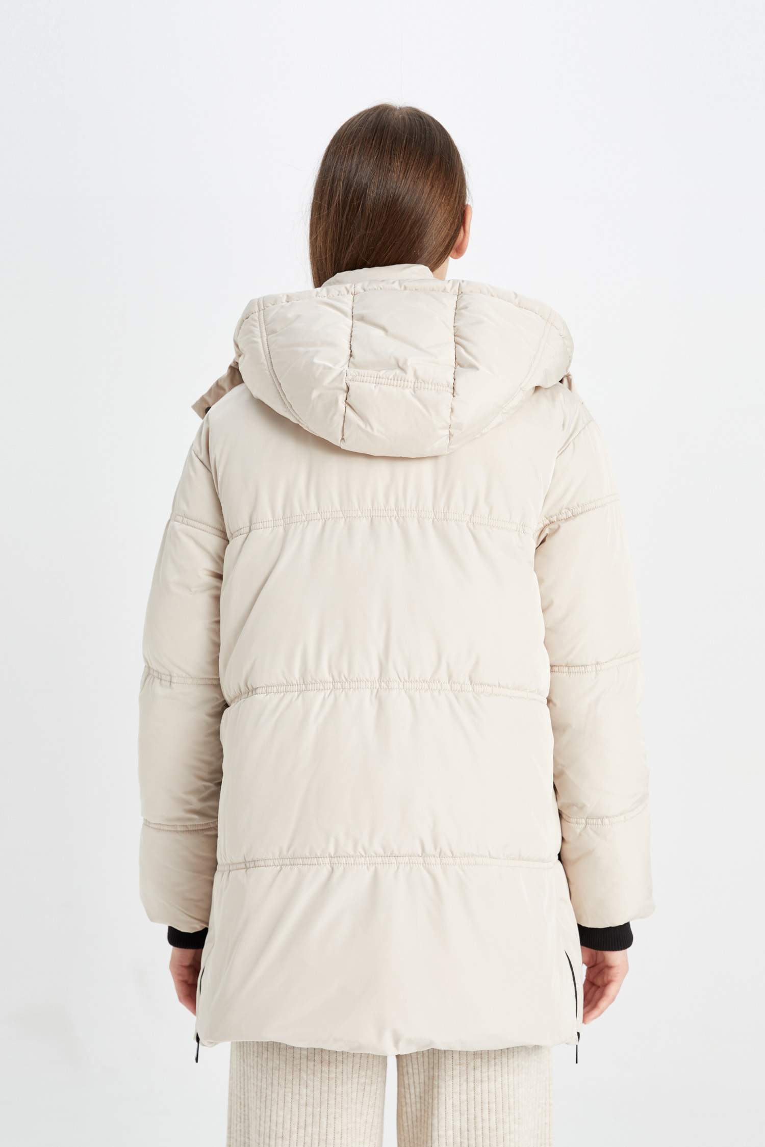 Su Geçirmez Şişme Mont Parka Oversize Geniş Kalıp Fermuarlı Çıtçıtlı Cepli Kapüşonlu