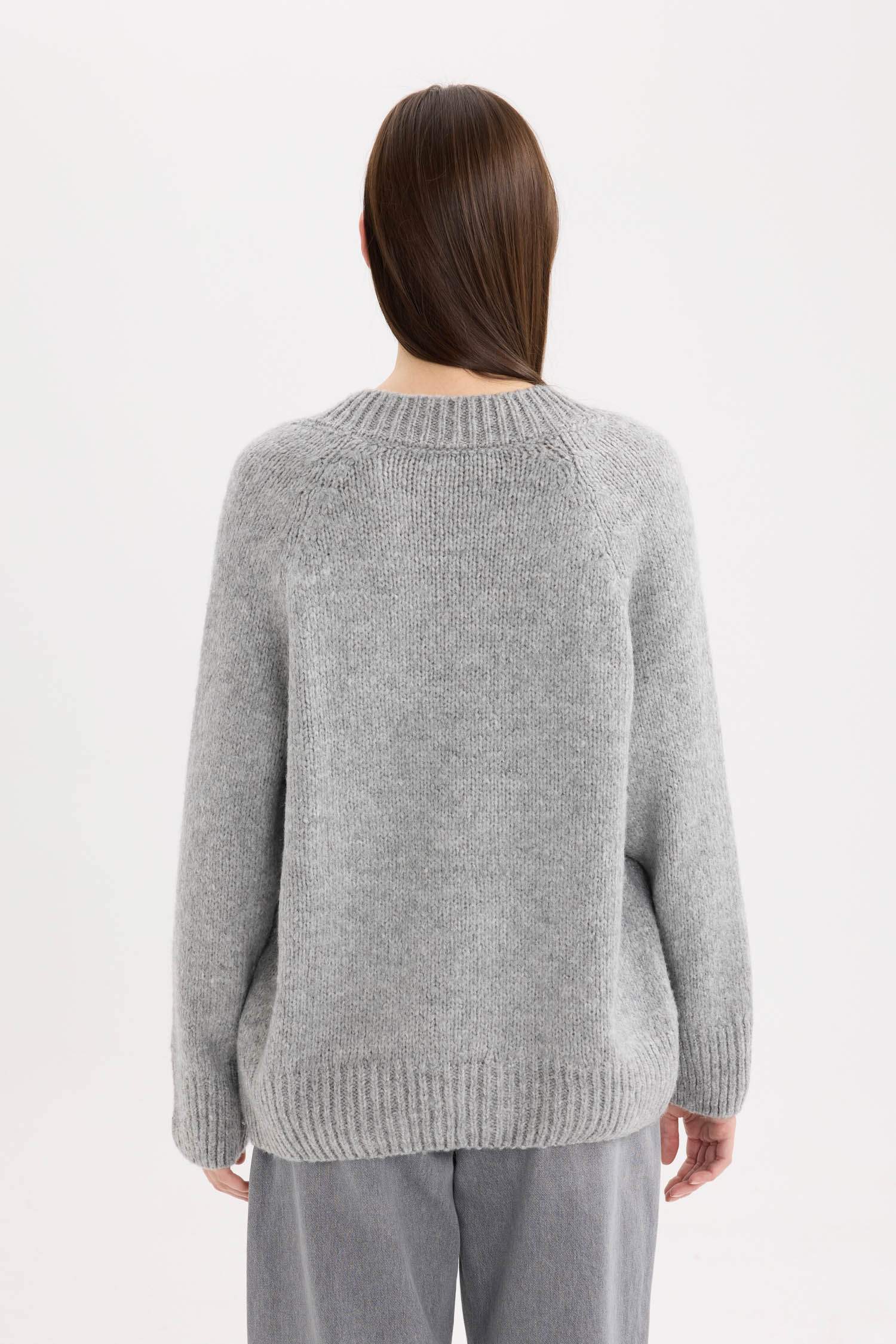 Oversize Geniş Kalıp V Yaka Triko Kazak