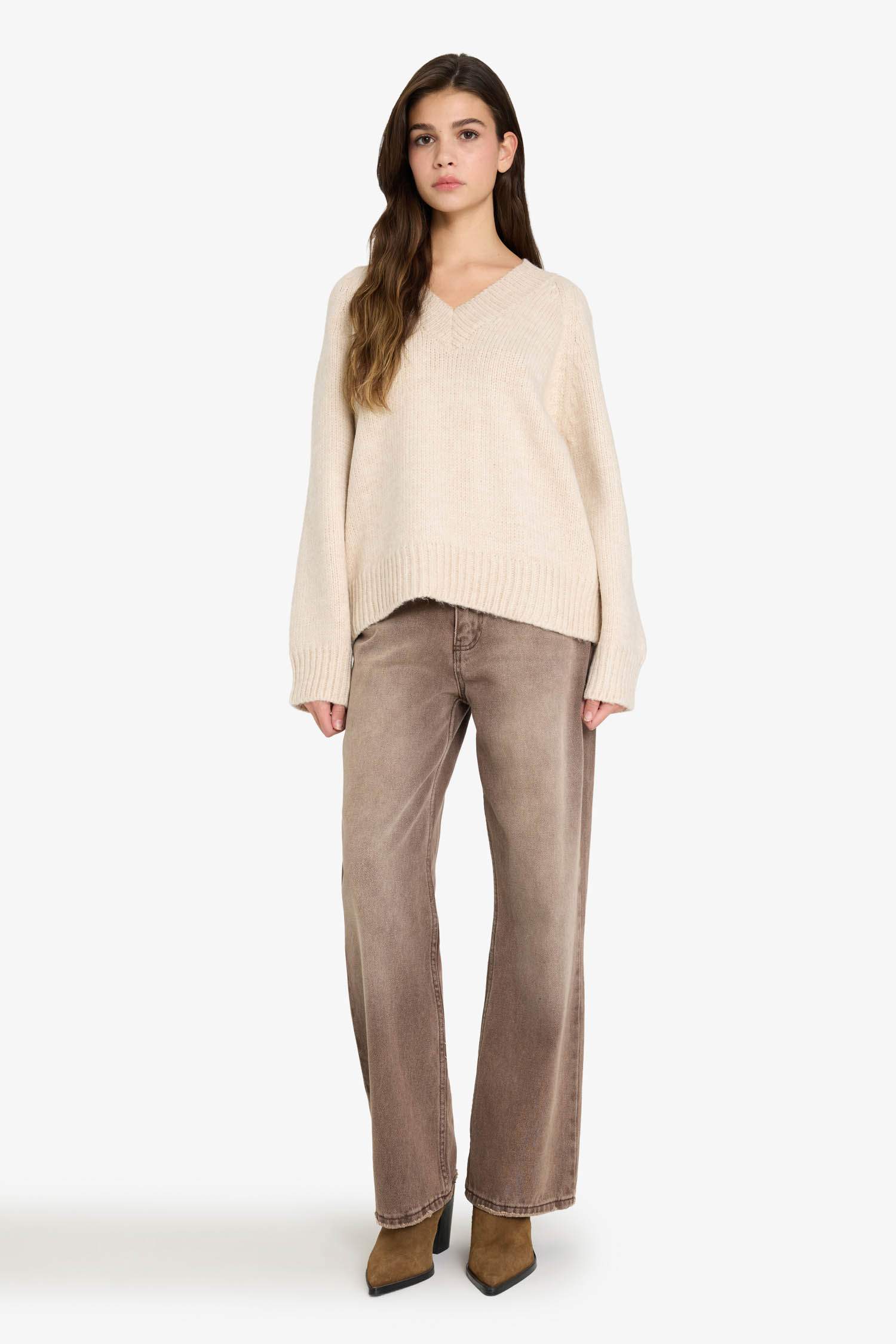 Oversize Fit V-Neck Pullover