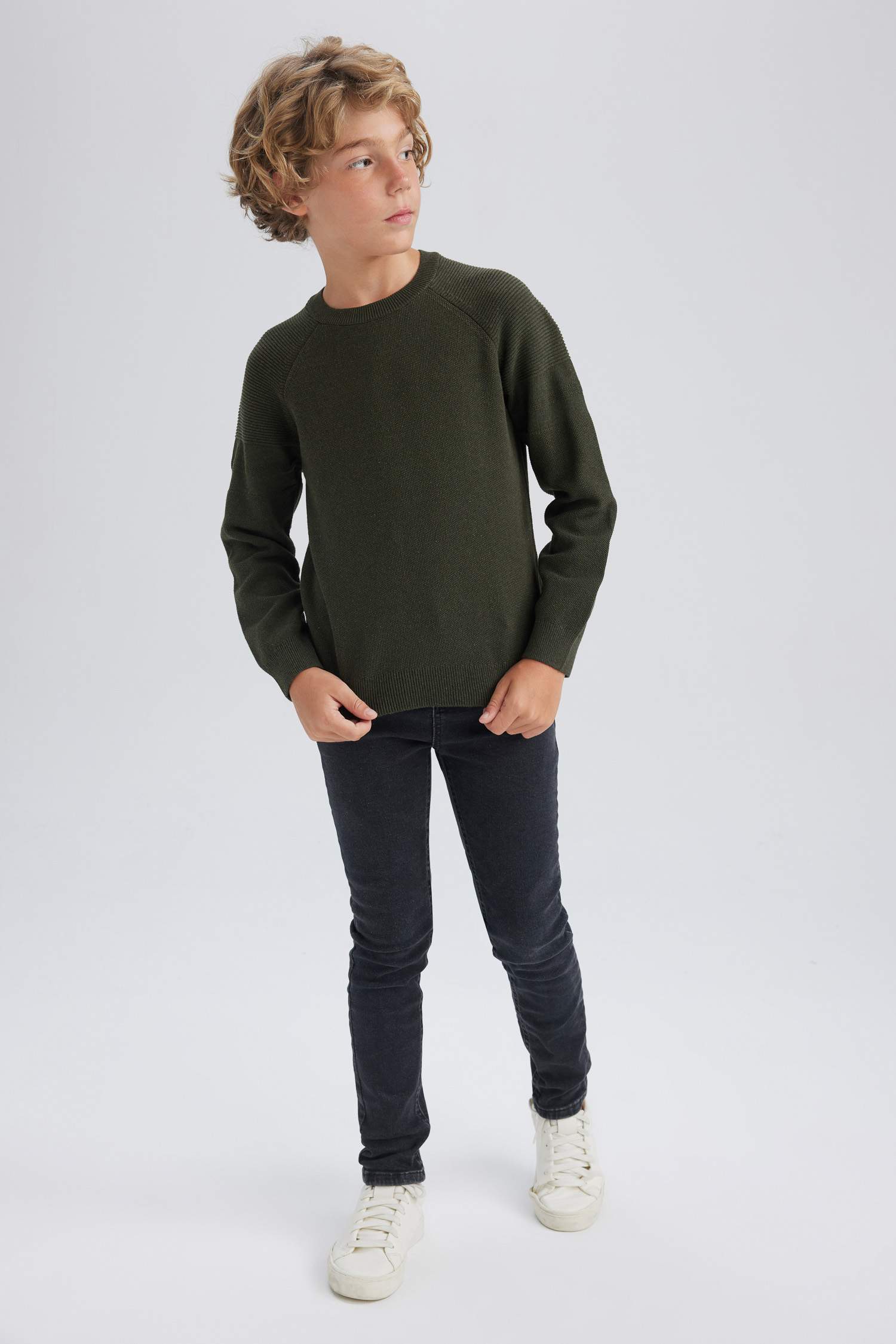 بلوفر قطن اولادي بقصة عادية برقبة مستديرة