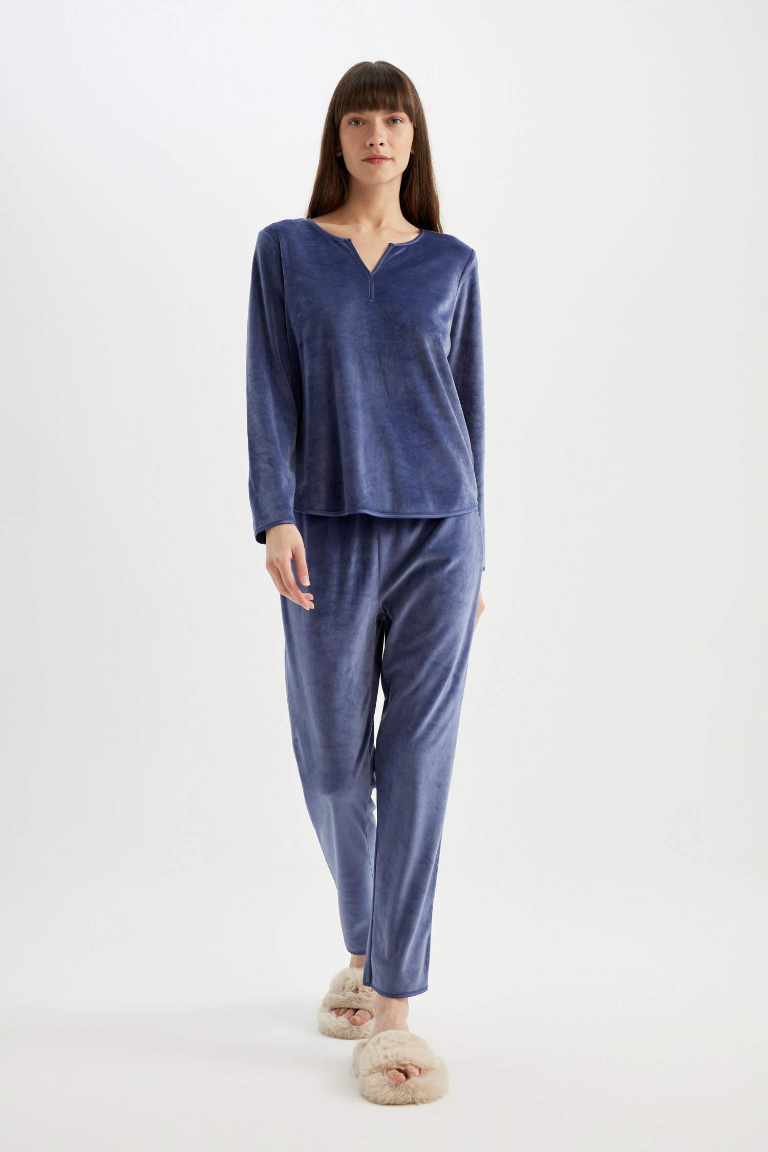 Pijama Takım V Yaka Velur Uzun Kollu Üst Uzun Alt