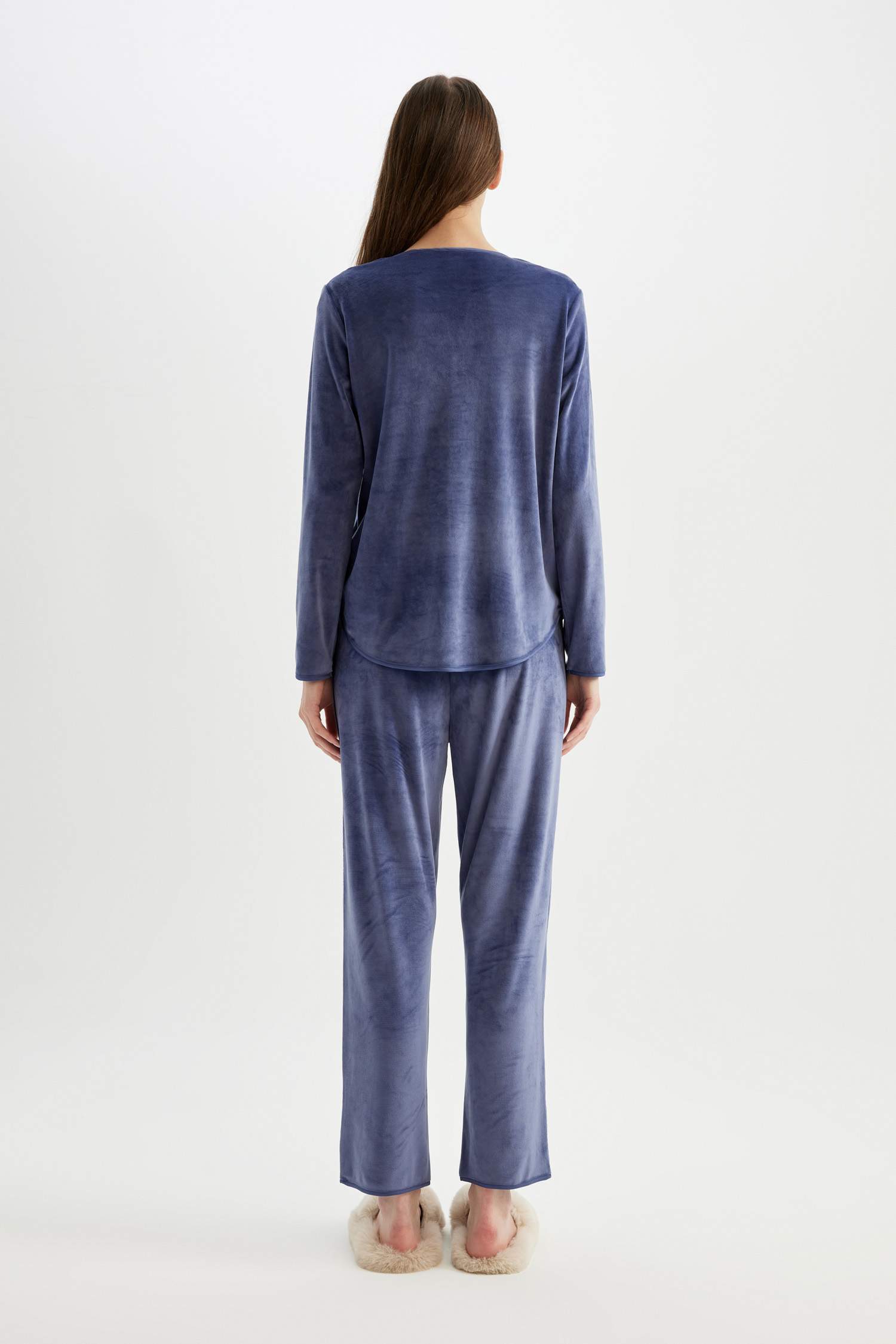 Pijama Takım V Yaka Velur Uzun Kollu Üst Uzun Alt