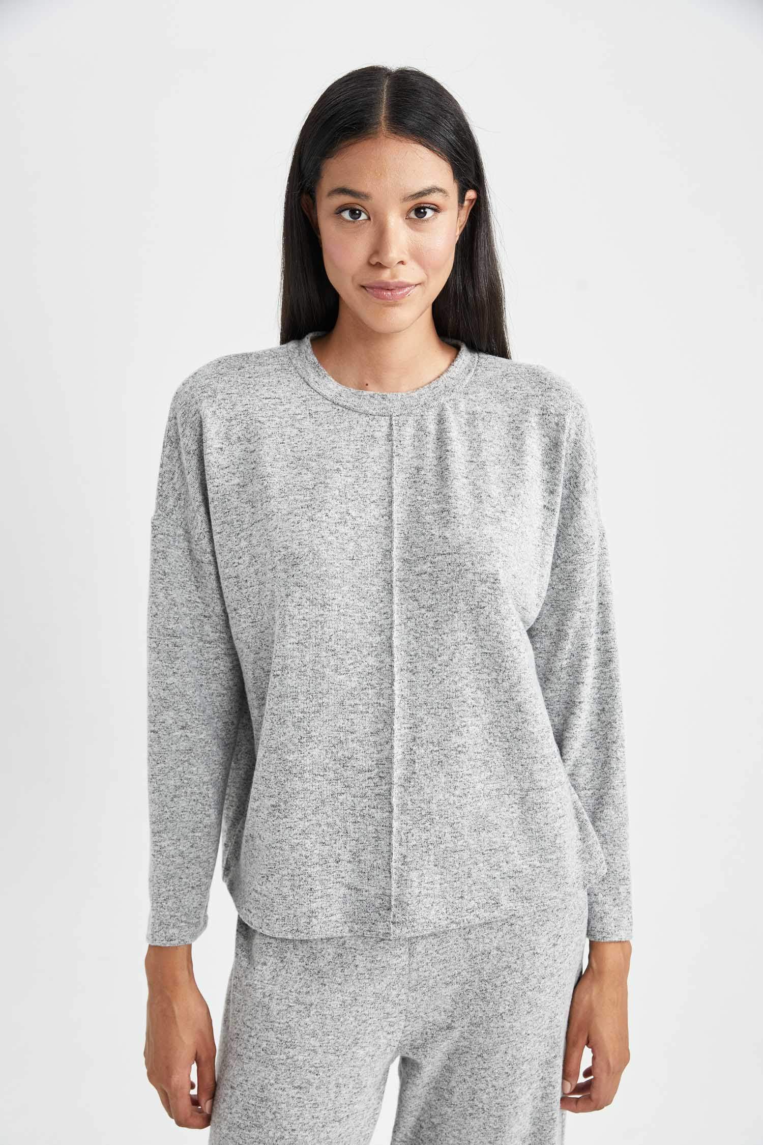 بلوزة كاجوال قصة عادية بطبعة كريسماس من Fall in Love