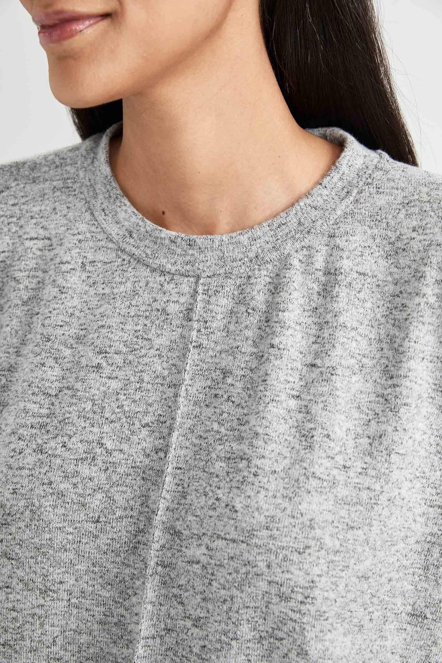 Crew Neck Casual Top