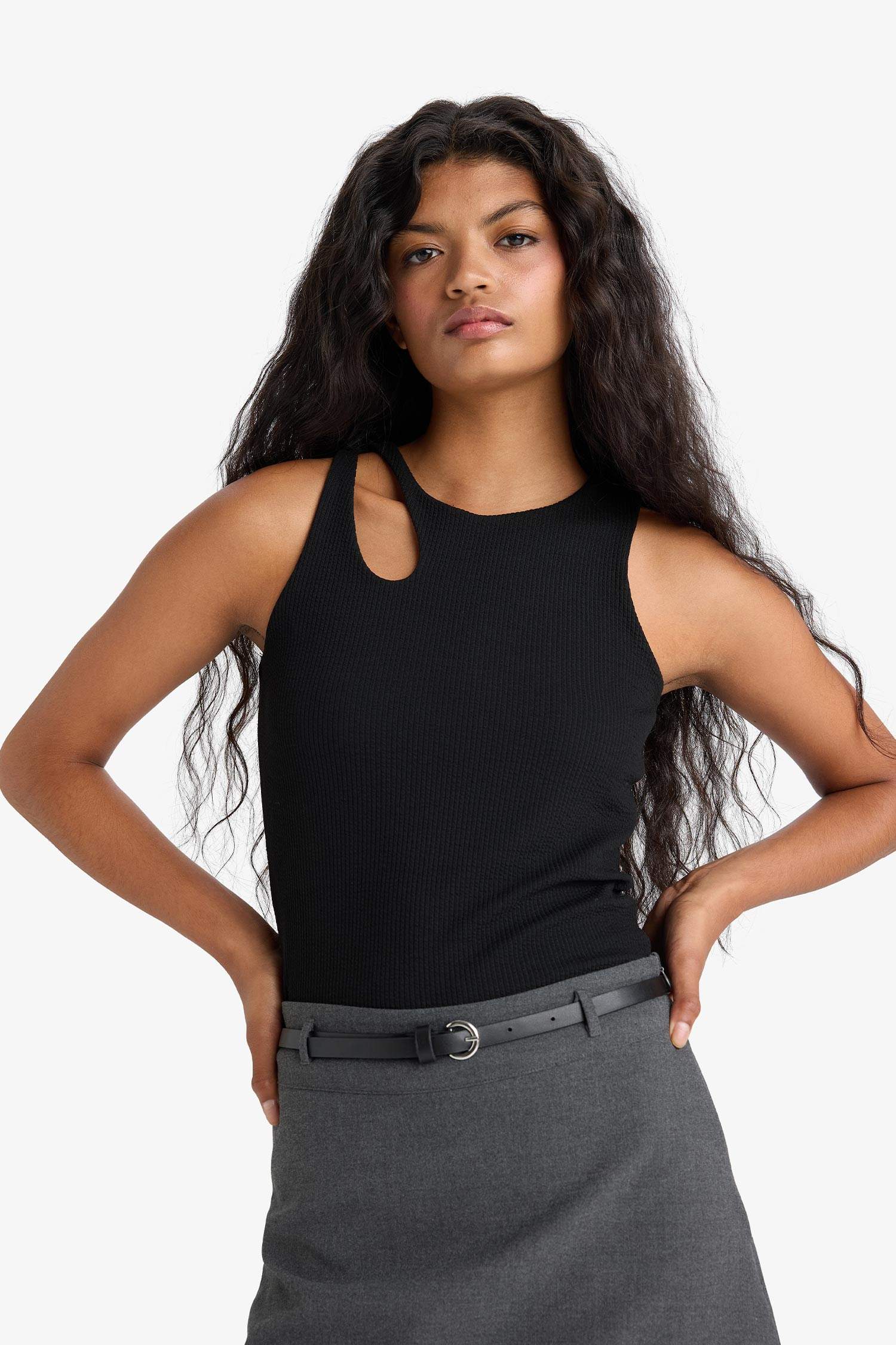 Slim Fit Dar Kesim Bisiklet Yaka Fitilli Kaşkorse Atlet