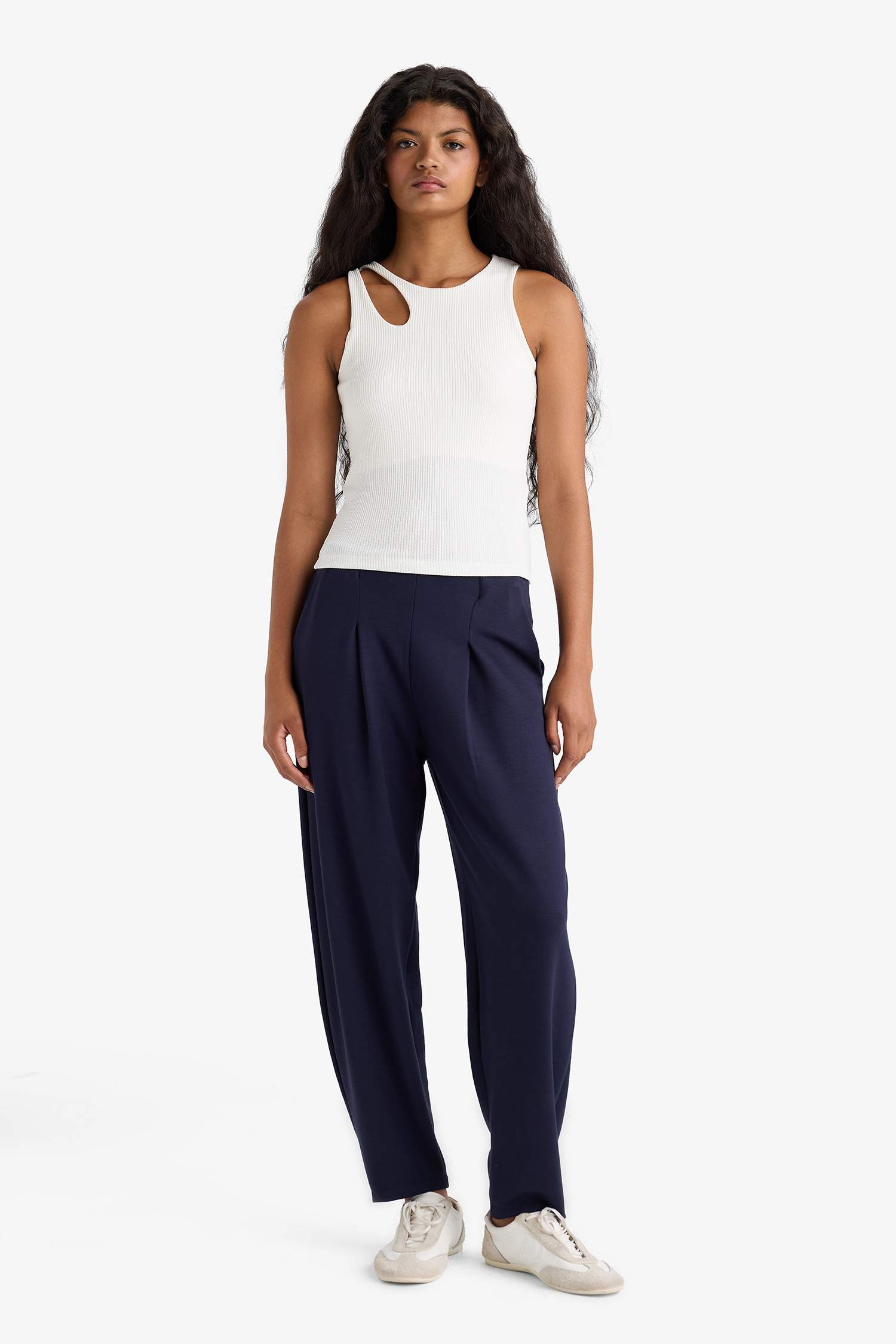 Slim Fit Dar Kesim Bisiklet Yaka Fitilli Kaşkorse Atlet