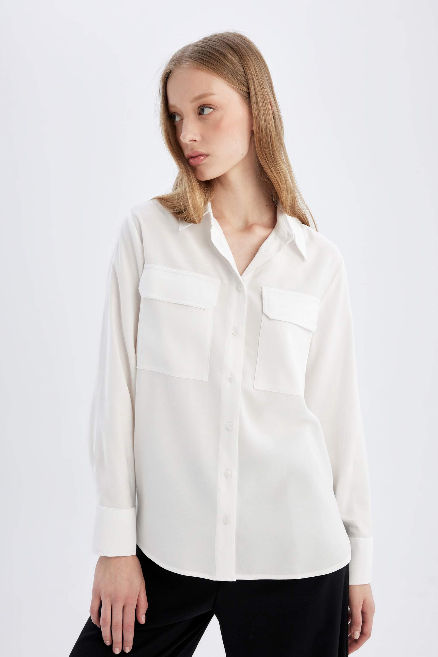 Chemise Coupe Régulière à Col Boutonné Texturé à Manches Longues