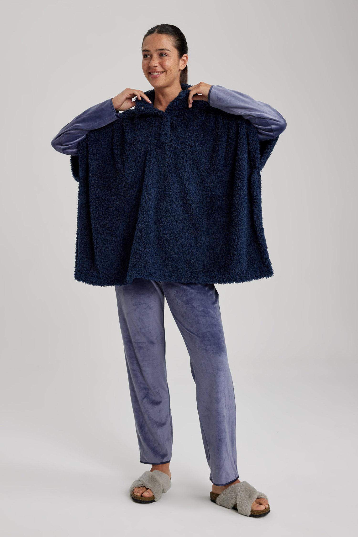 روب نوم اوفر سايز بياقة مدورة