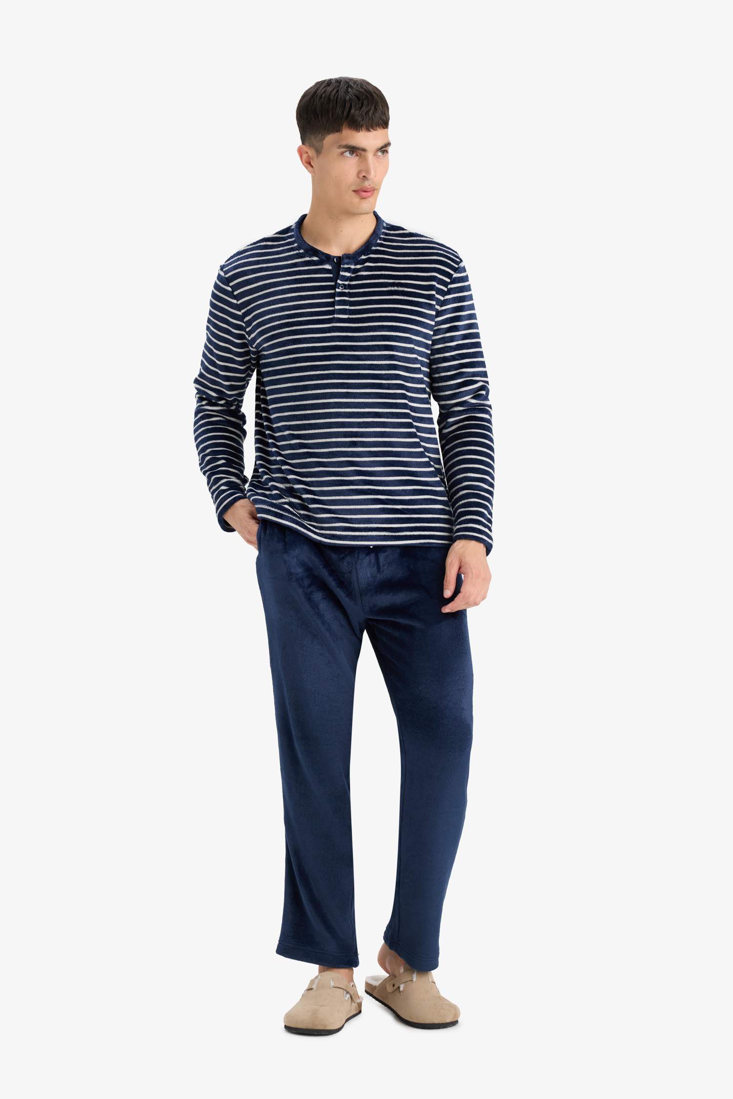 Regular Fit Uzun Kollu Çizgili Pijama Takımı