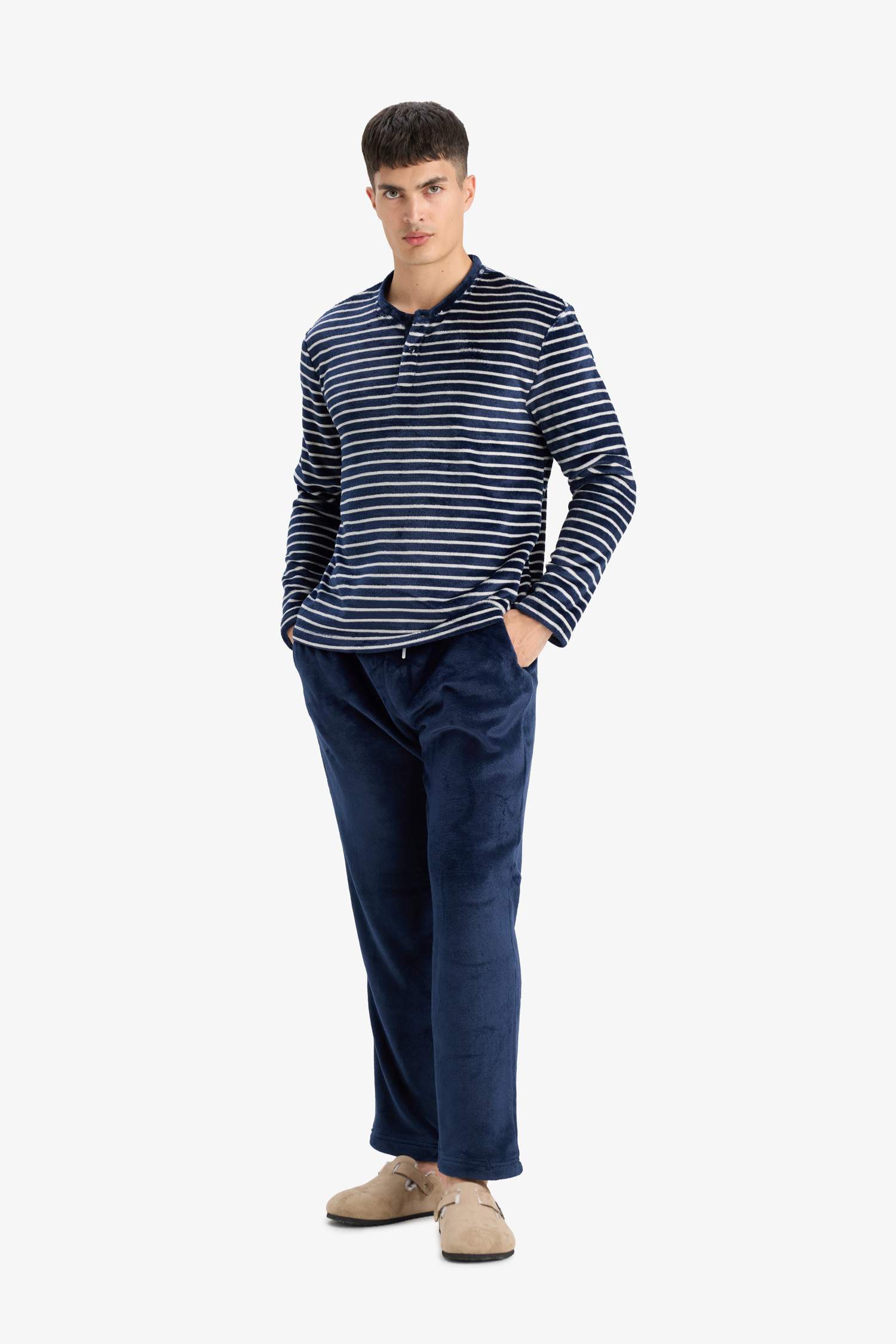 Regular Fit Uzun Kollu Çizgili Pijama Takımı