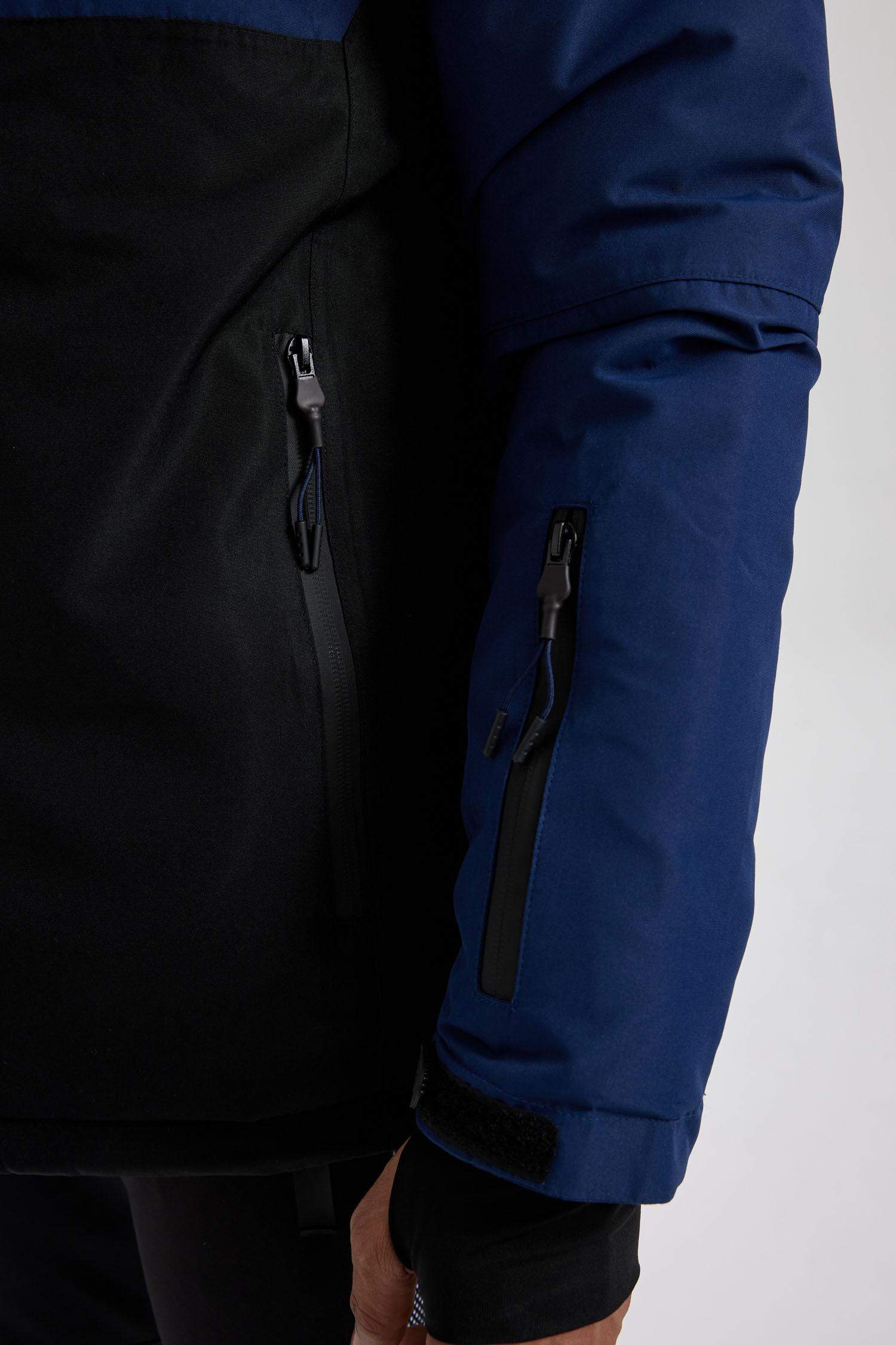 Su İtici Kapüşonlu Kayak Montu Polar Astarlı